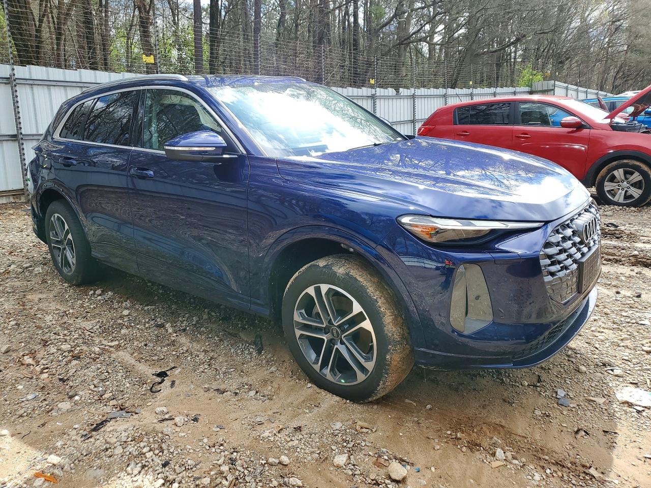2025 Audi Q5 Premium Blue vin: WA11AAGU9S2089388