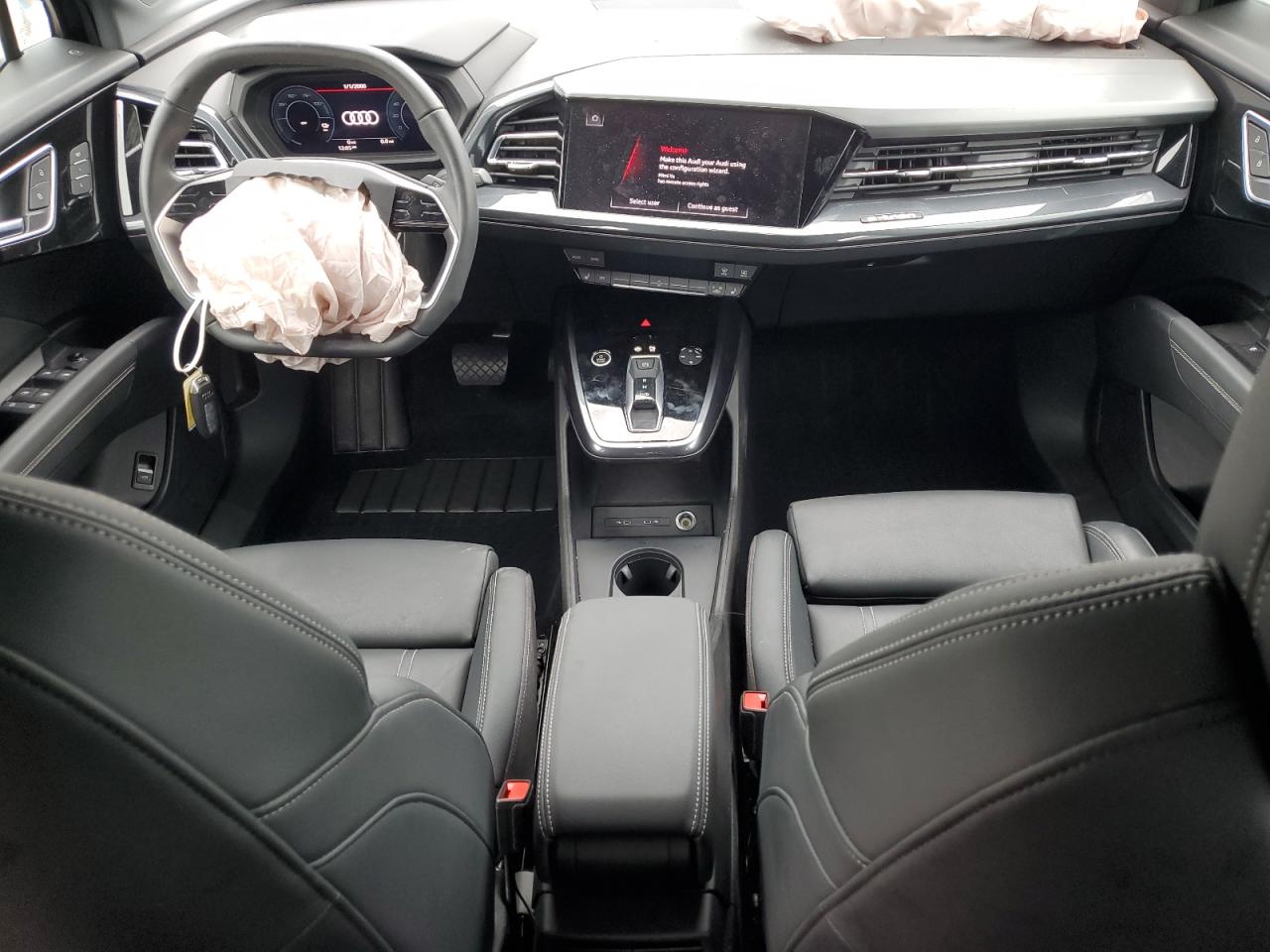 2023 Audi Q4 E-tron Sportback Premium Black vin: WA122BFZXPP060240