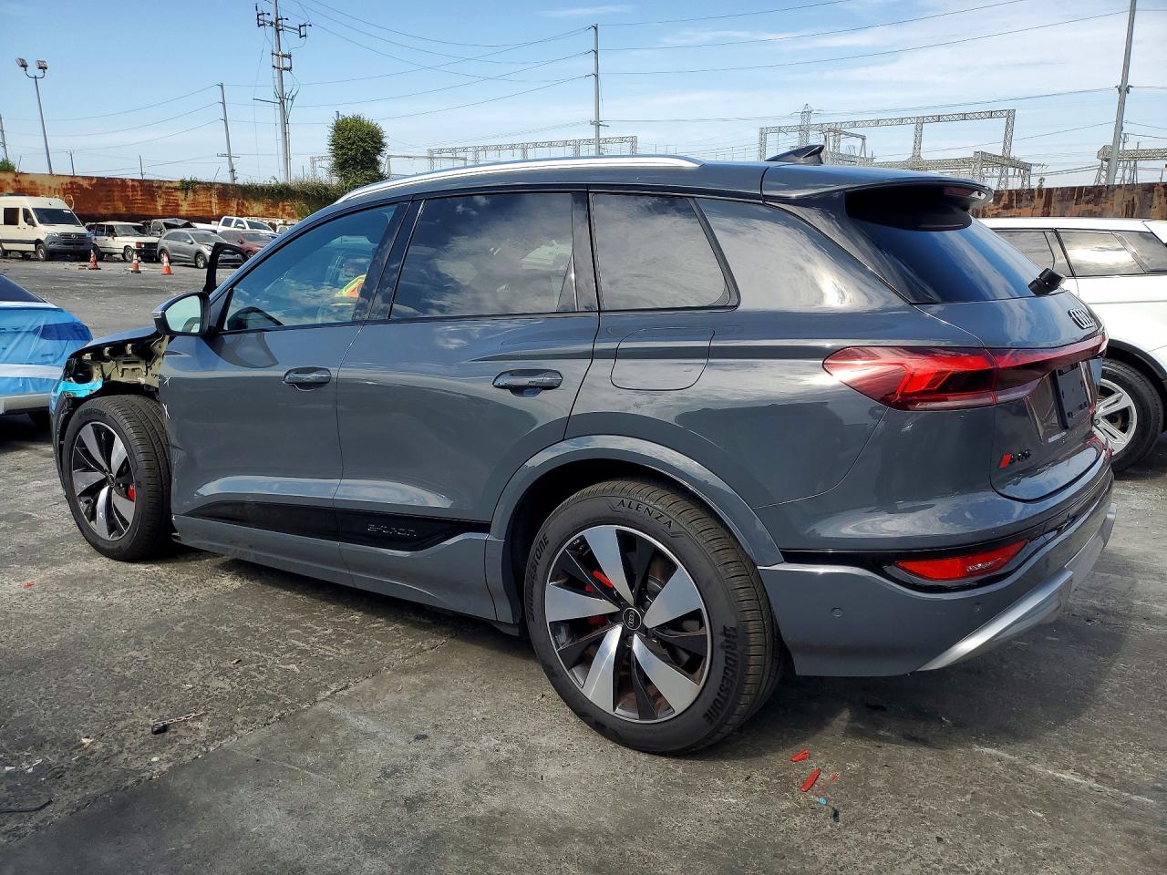 2025 Audi Sq6 E-tron Premium Plus Gray vin: WA125BGF7SA050336