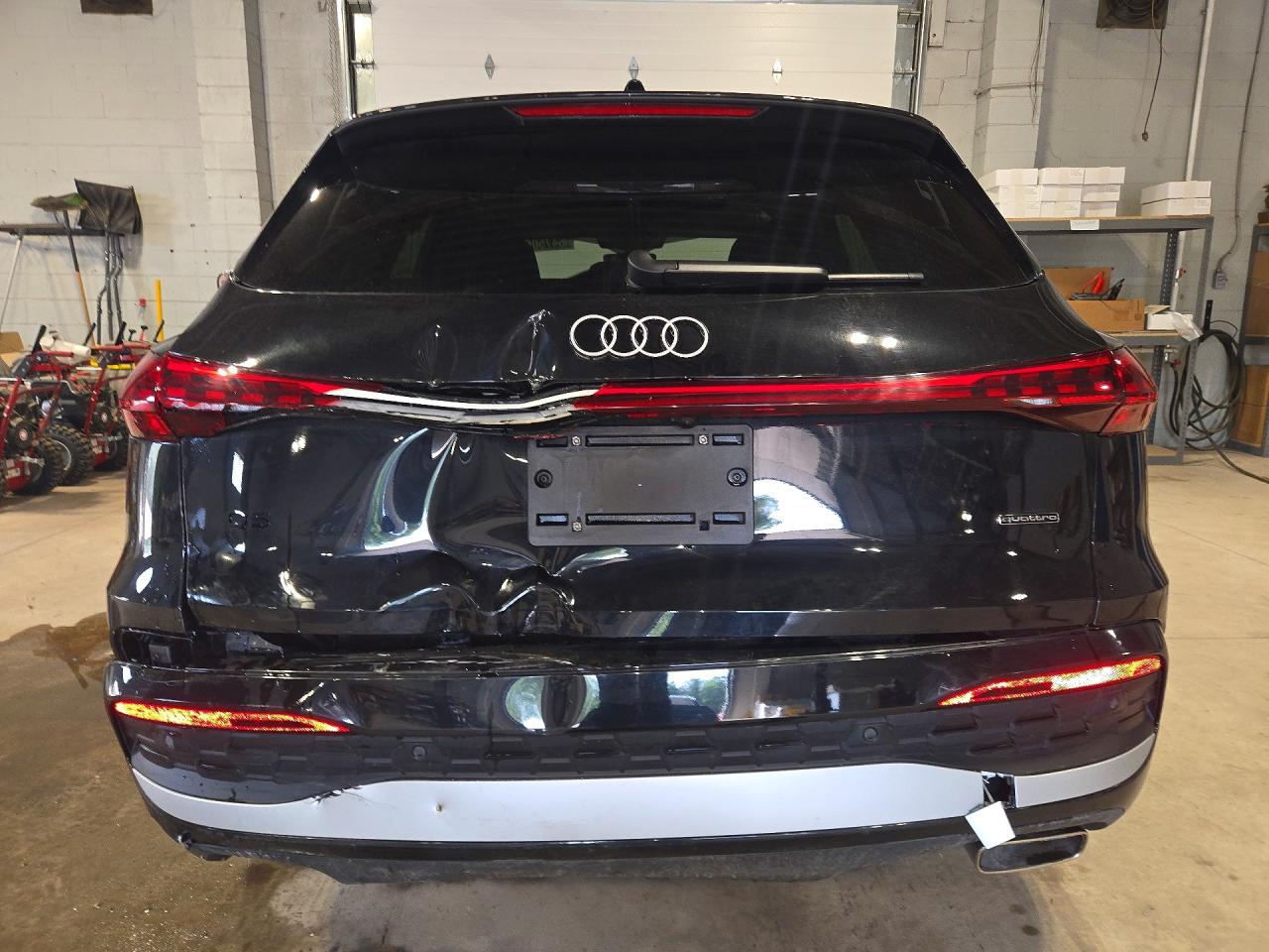 2025 Audi Q5 Premium Plus Черный vin: WA12AAGU8S2030708