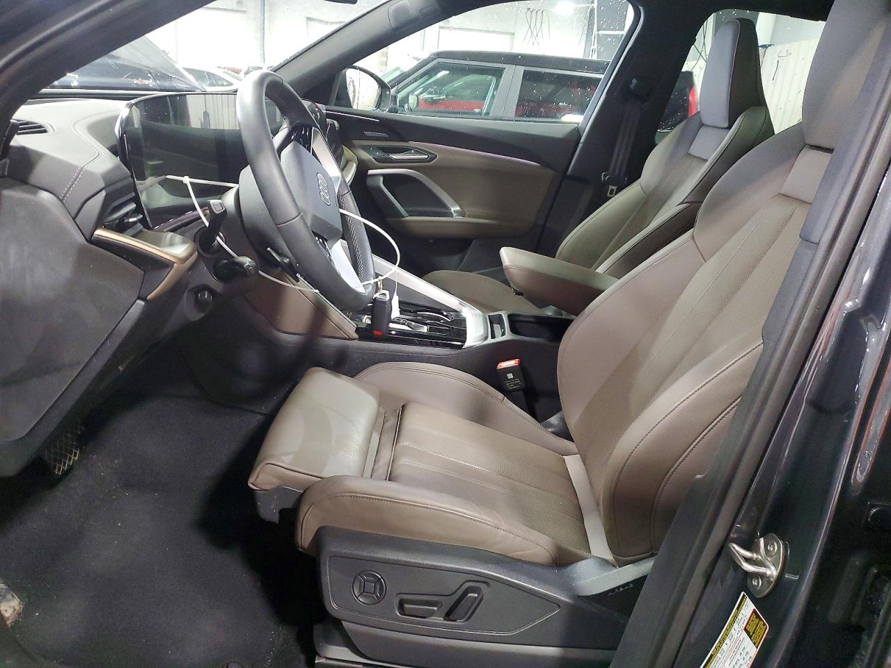 2025 Audi Q5 Premium Plus Gray vin: WA12AAGU9S2038784