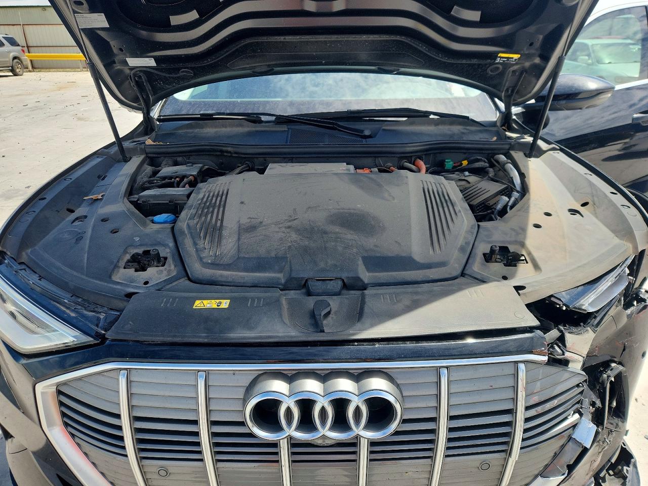 2020 Audi E-tron Sportback Premium Plus Black vin: WA12ABGE9LB033052