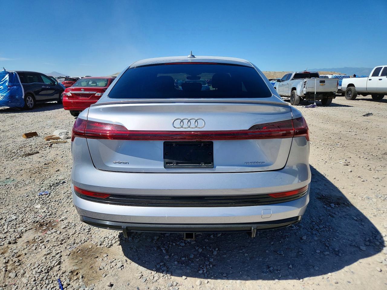 2021 Audi E-tron Sportback Prestige Серебряный vin: WA13ABGE1MB022651