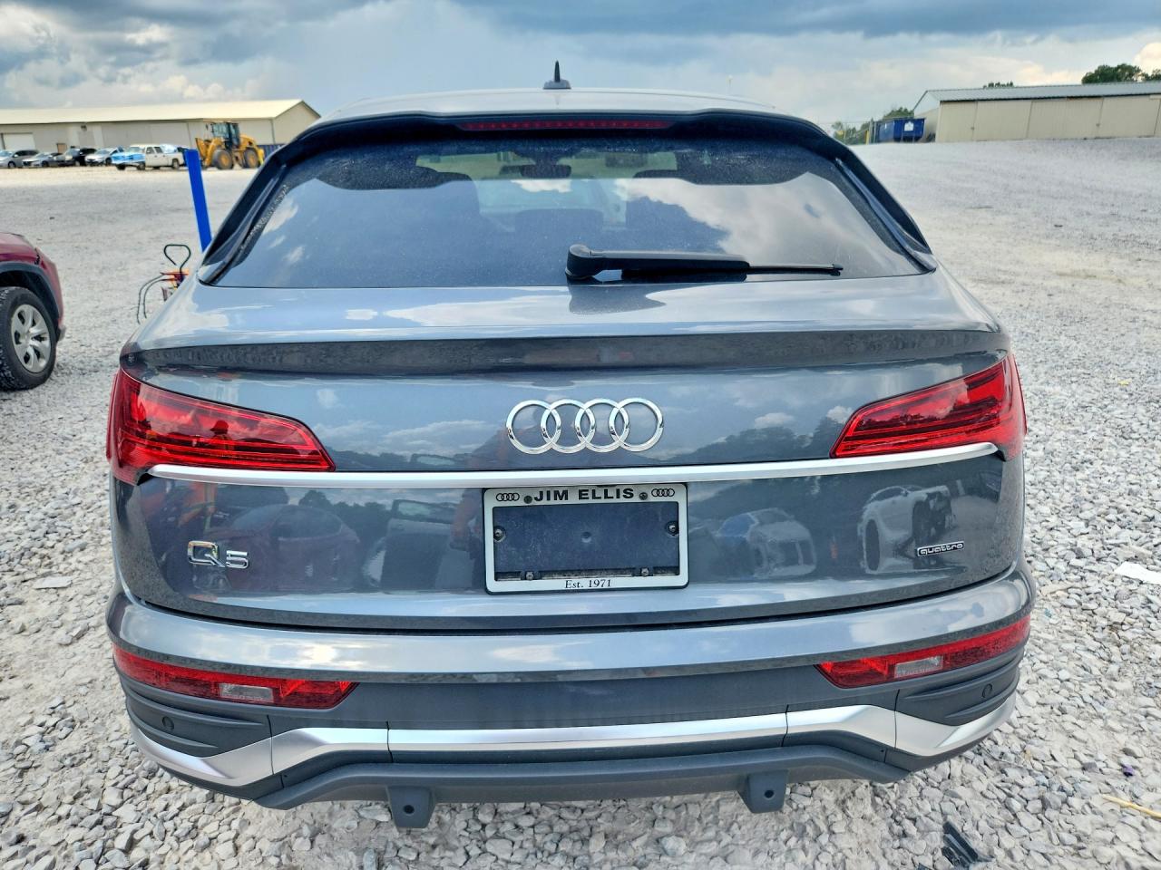 2022 Audi Q5 Sportback Prm Pls 45 Gray vin: WA15AAFY6N2105184