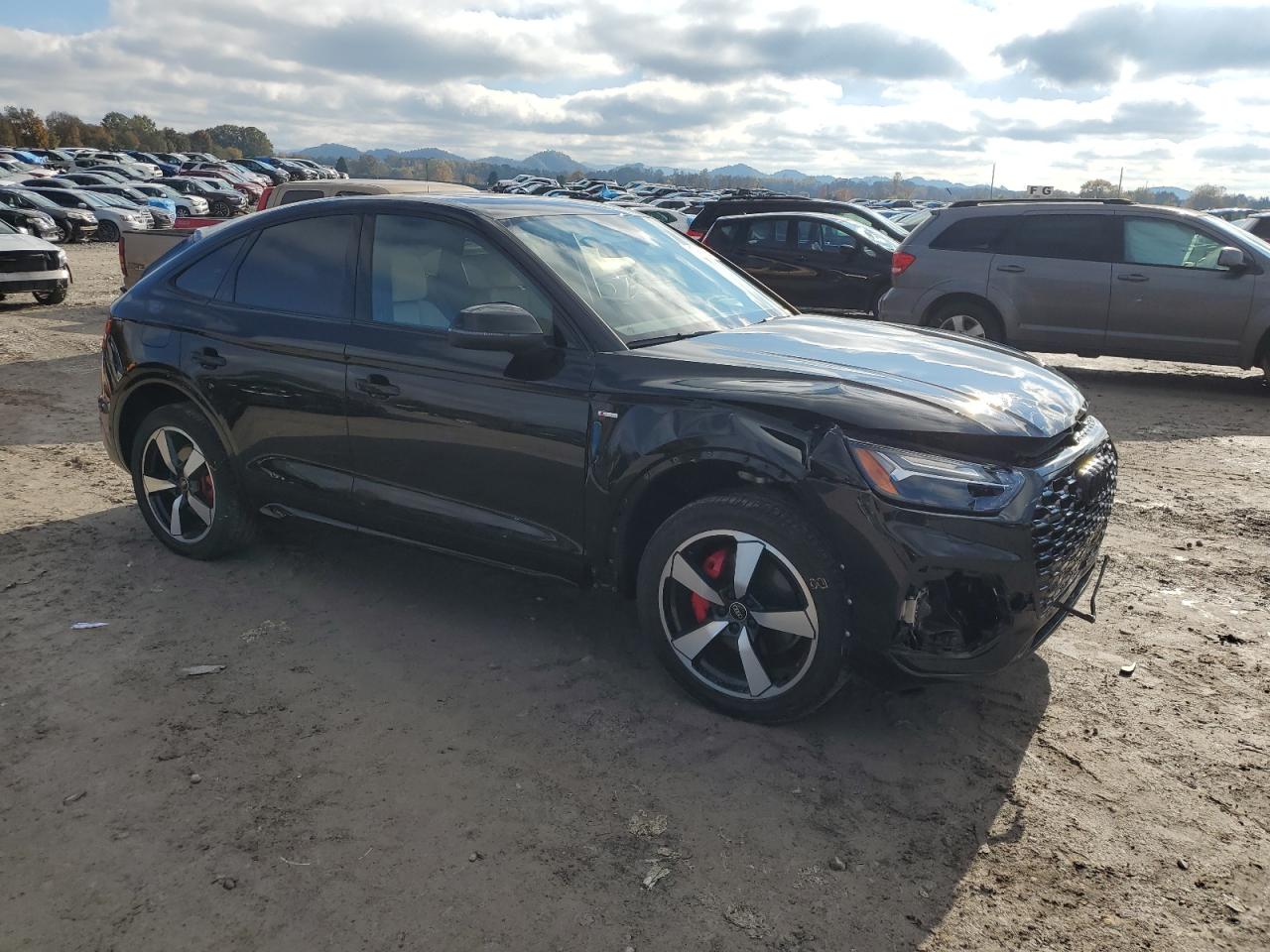 2024 Audi Q5 Sportback Prestige 45 Черный vin: WA16AAFY1R2047317