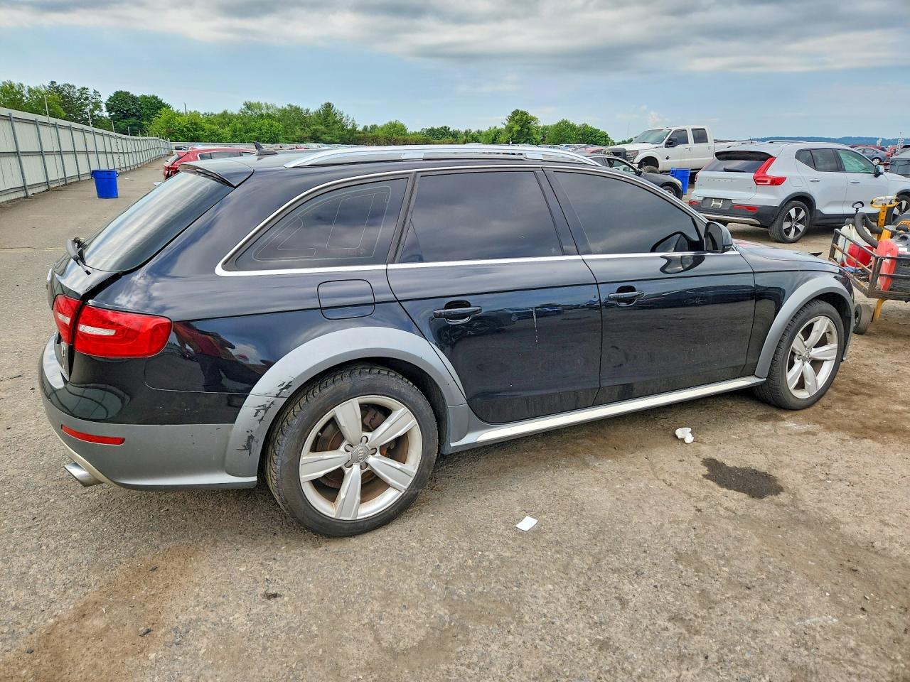 2013 Audi A4 Allroad Premium Black vin: WA19FAFL0DA237997