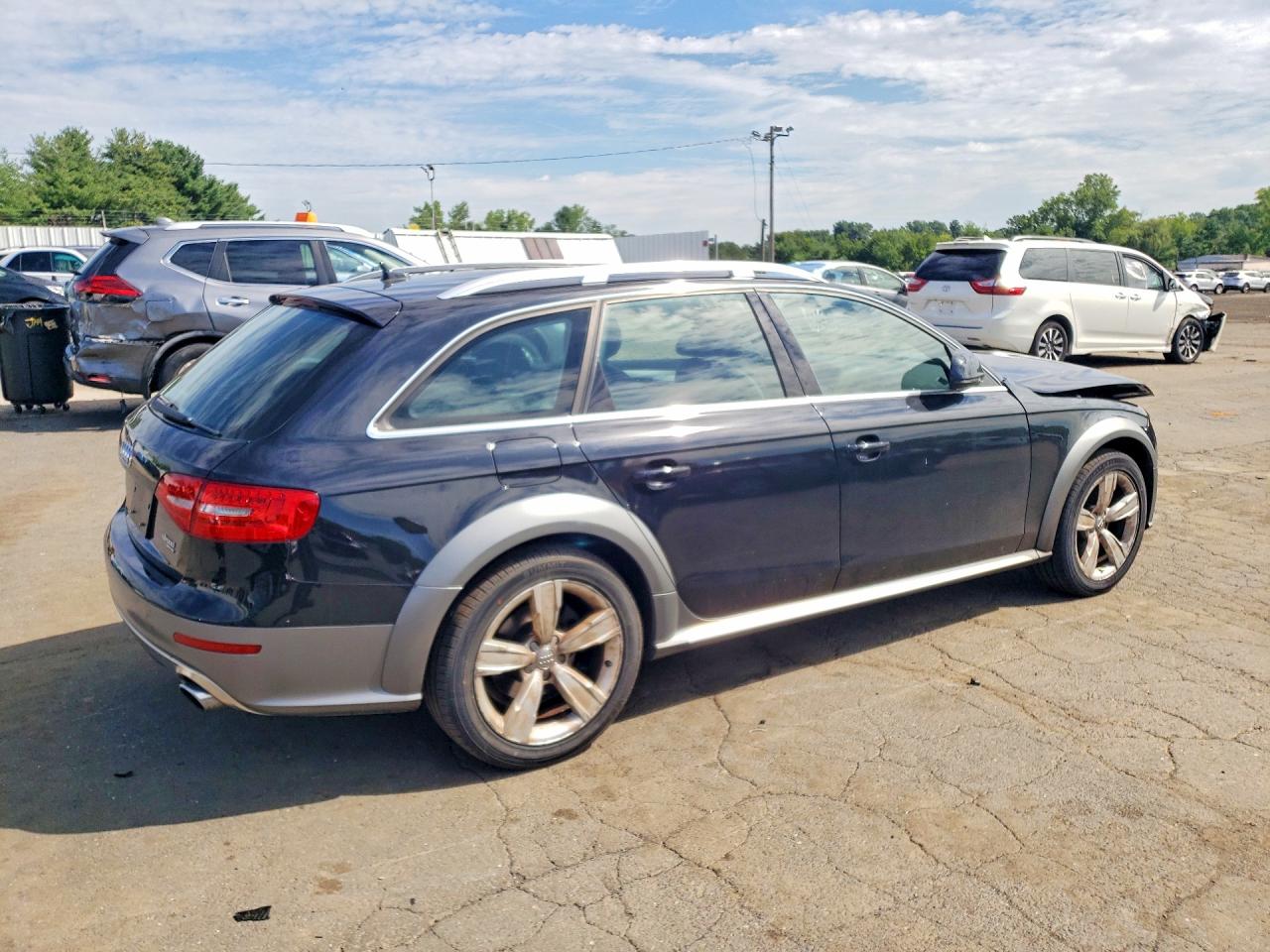 2013 Audi A4 Allroad Premium Black vin: WA19FAFL9DA226688