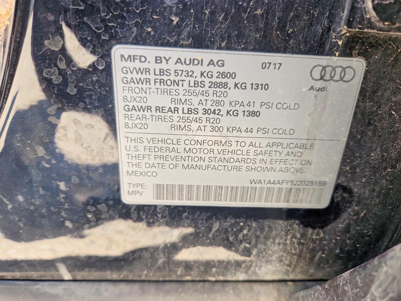 2018 Audi Sq5 Premium Plus Черный vin: WA1A4AFY1J2025159
