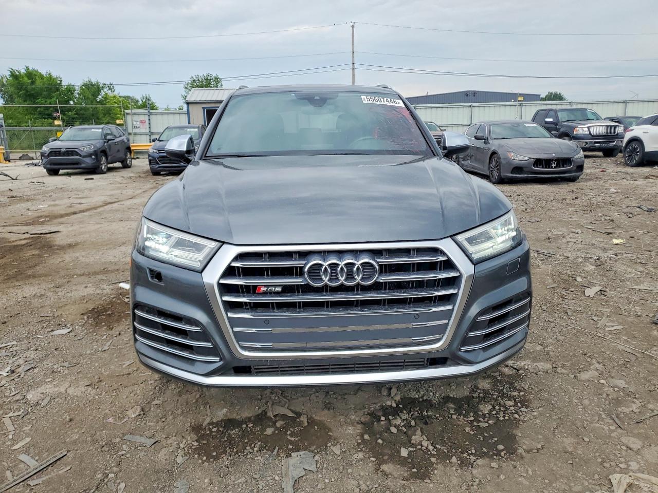 2018 Audi Sq5 Premium Plus Charcoal vin: WA1A4AFY1J2199362