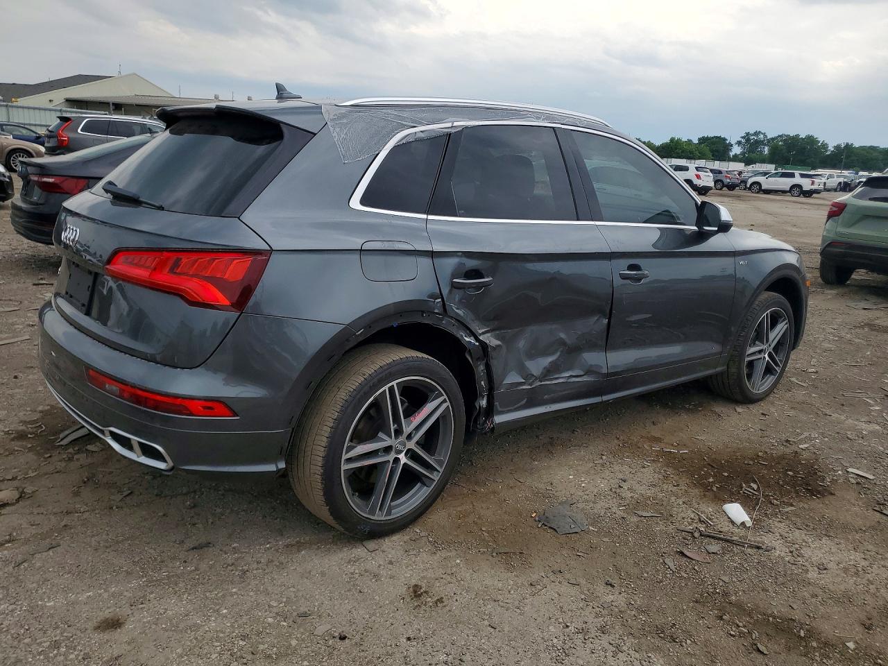 2018 Audi Sq5 Premium Plus Charcoal vin: WA1A4AFY1J2199362