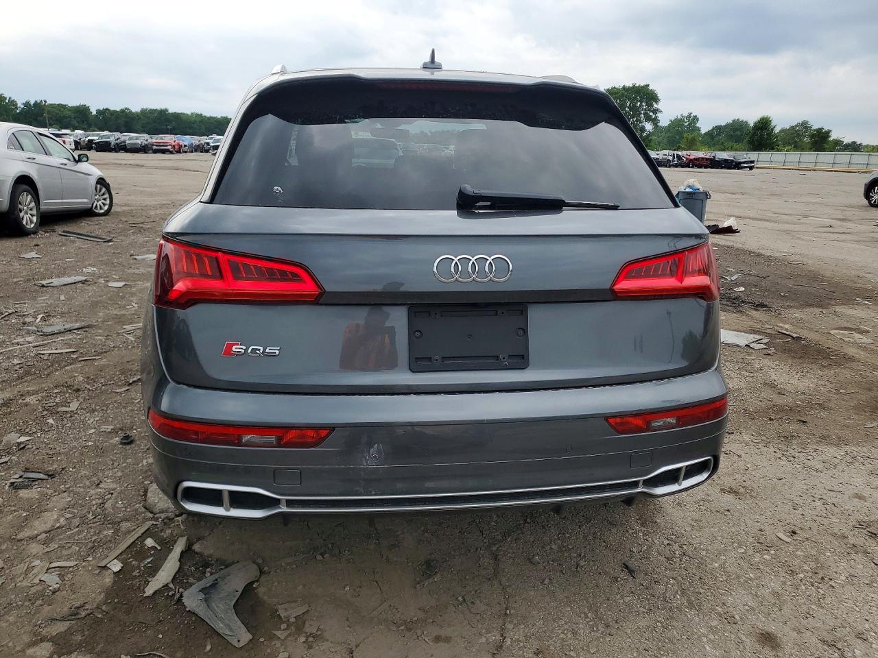 2018 Audi Sq5 Premium Plus Charcoal vin: WA1A4AFY1J2199362