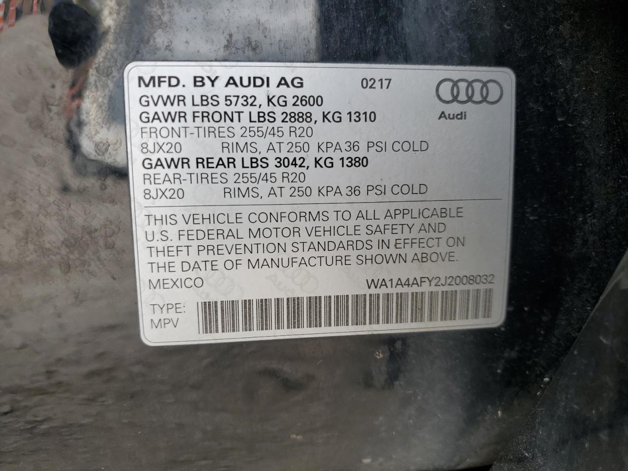 2018 Audi Sq5 Premium Plus Черный vin: WA1A4AFY2J2008032