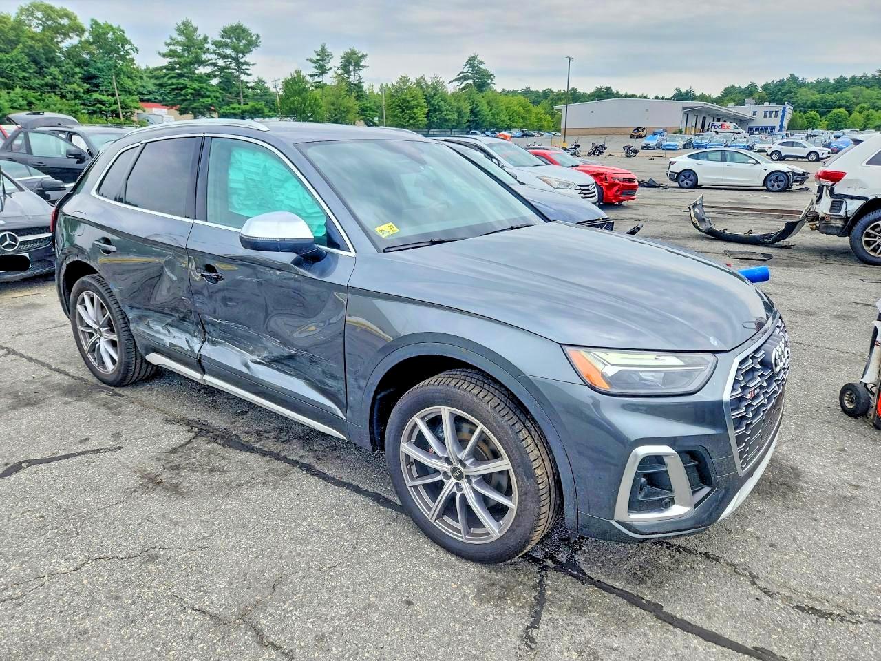 2022 Audi Sq5 Premium Gray vin: WA1A4AFY4N2100930
