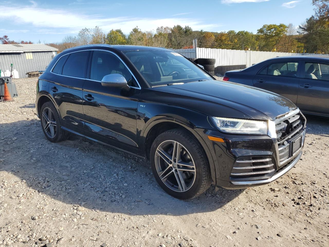 2018 Audi Sq5 Premium Plus Черный vin: WA1A4AFY8J2008925