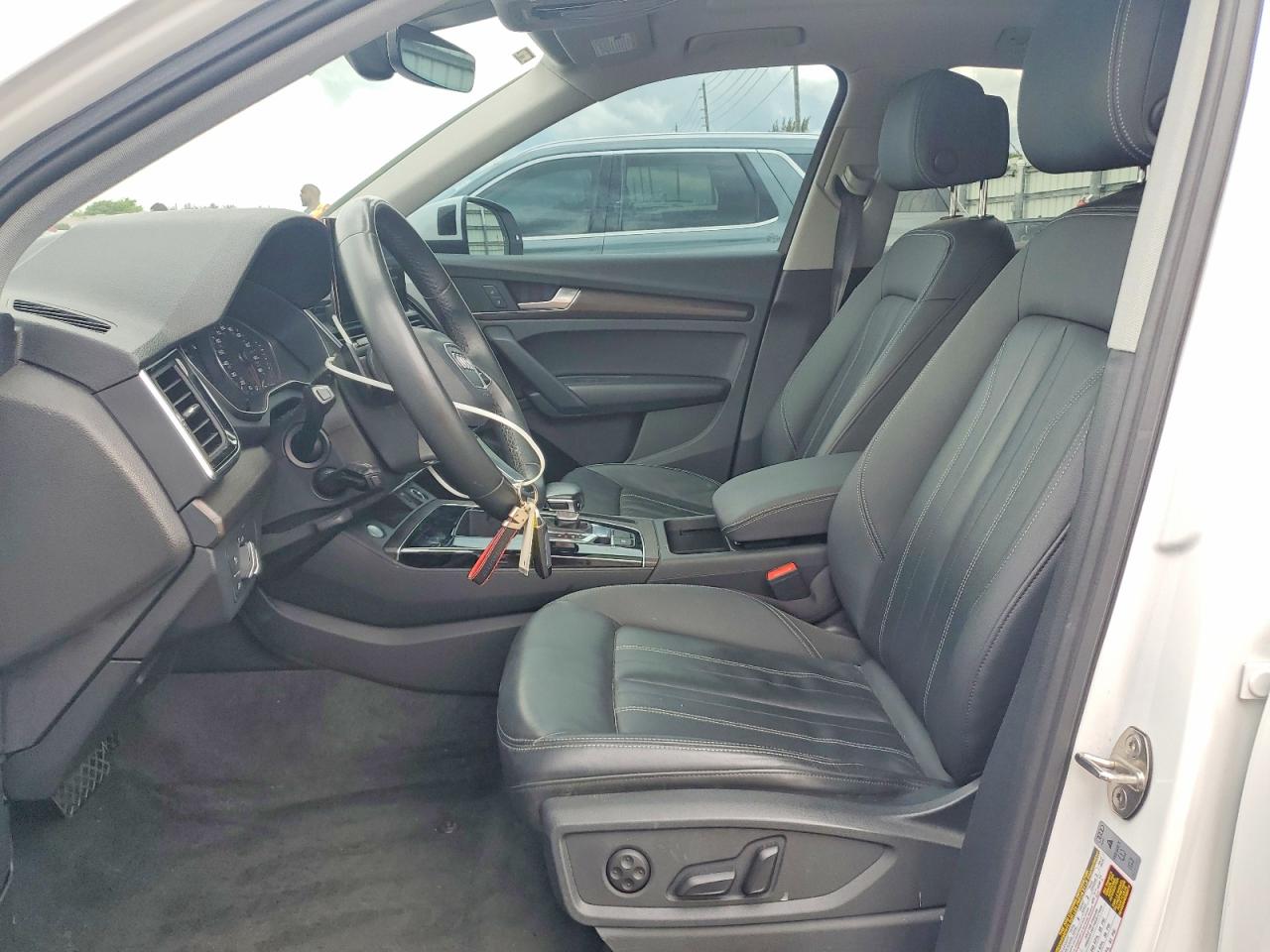 2021 Audi Q5 Premium White vin: WA1AAAFY0M2099749