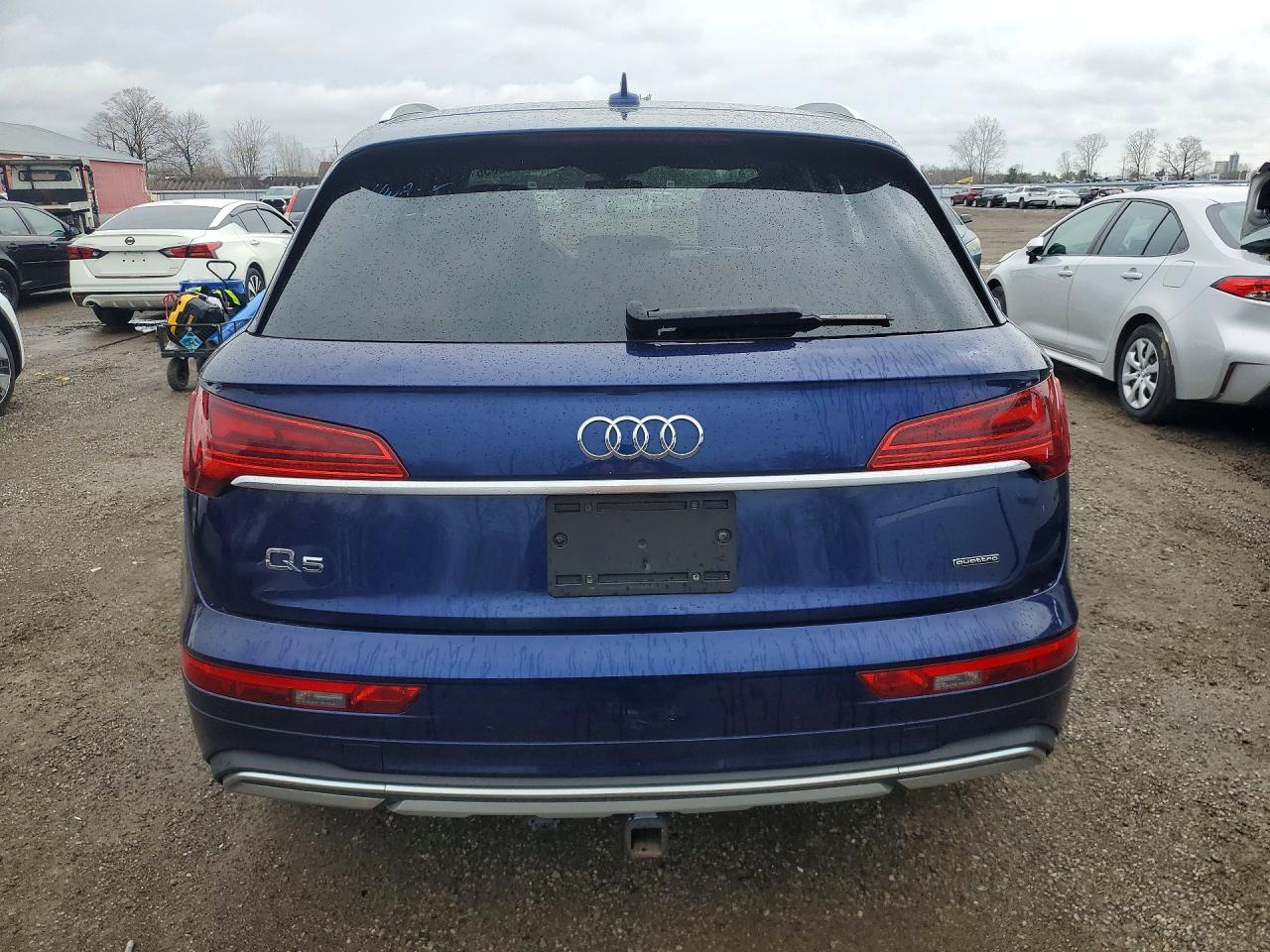 2021 Audi Q5 Premium Blue vin: WA1AAAFY2M2074934