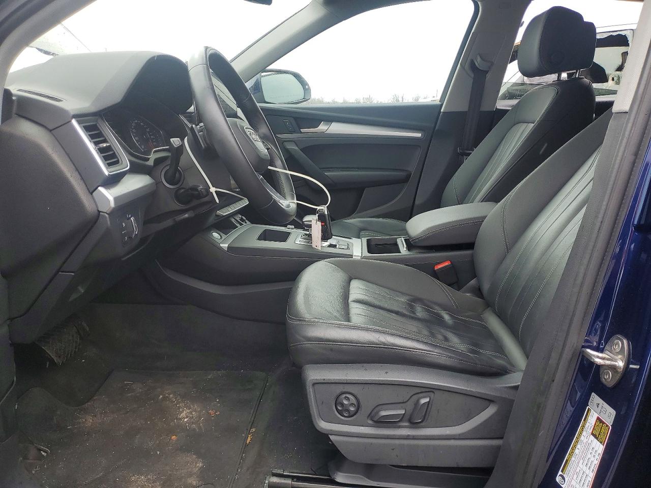 2021 Audi Q5 Premium Blue vin: WA1AAAFY2M2074934