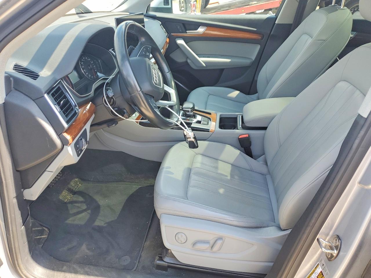 2021 Audi Q5 Premium Silver vin: WA1AAAFY6M2051947