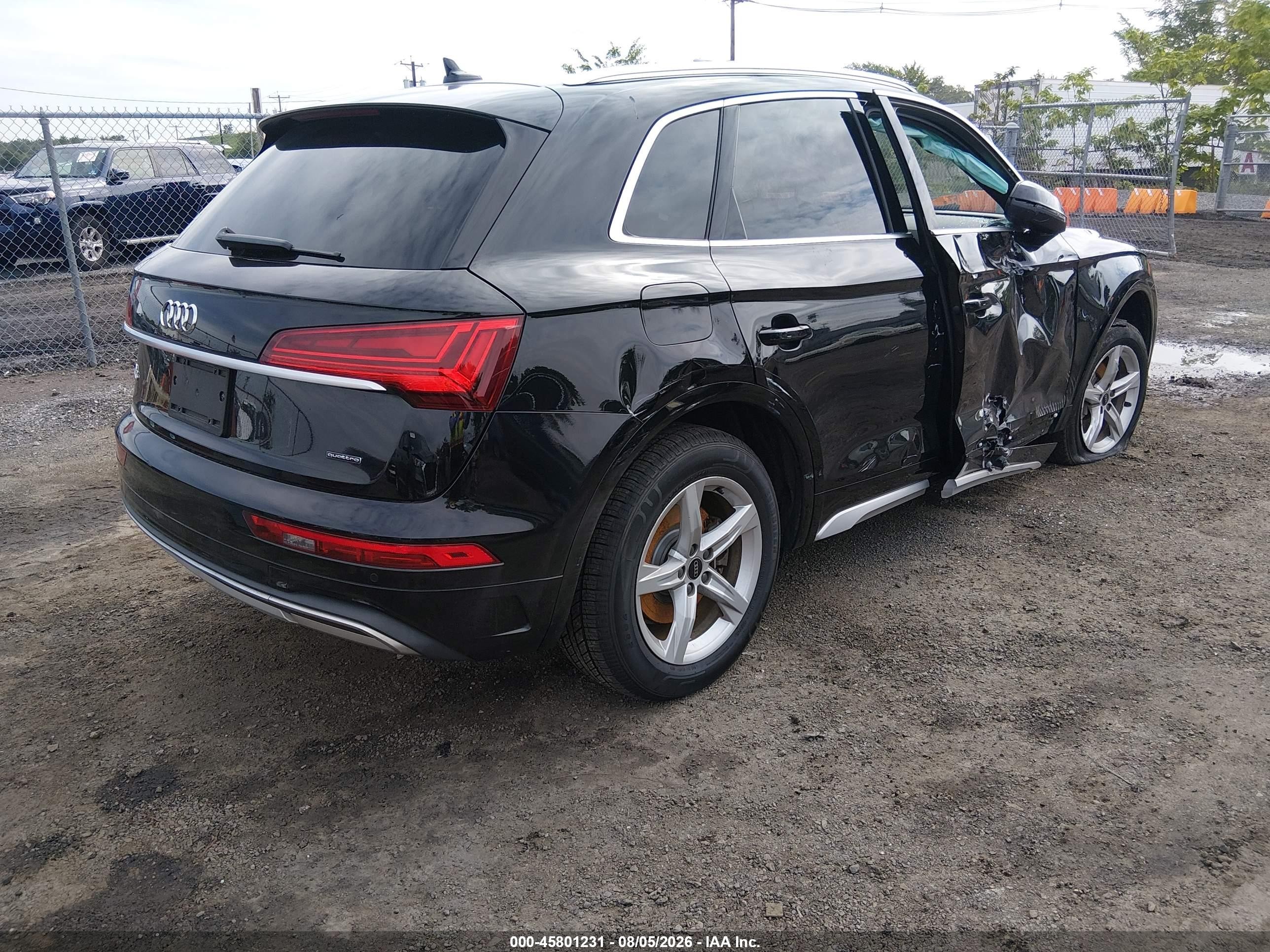 2021 Audi Q5 Premium 45 Tfsi Quattro S Tronic Черный vin: WA1AAAFY9M2091956