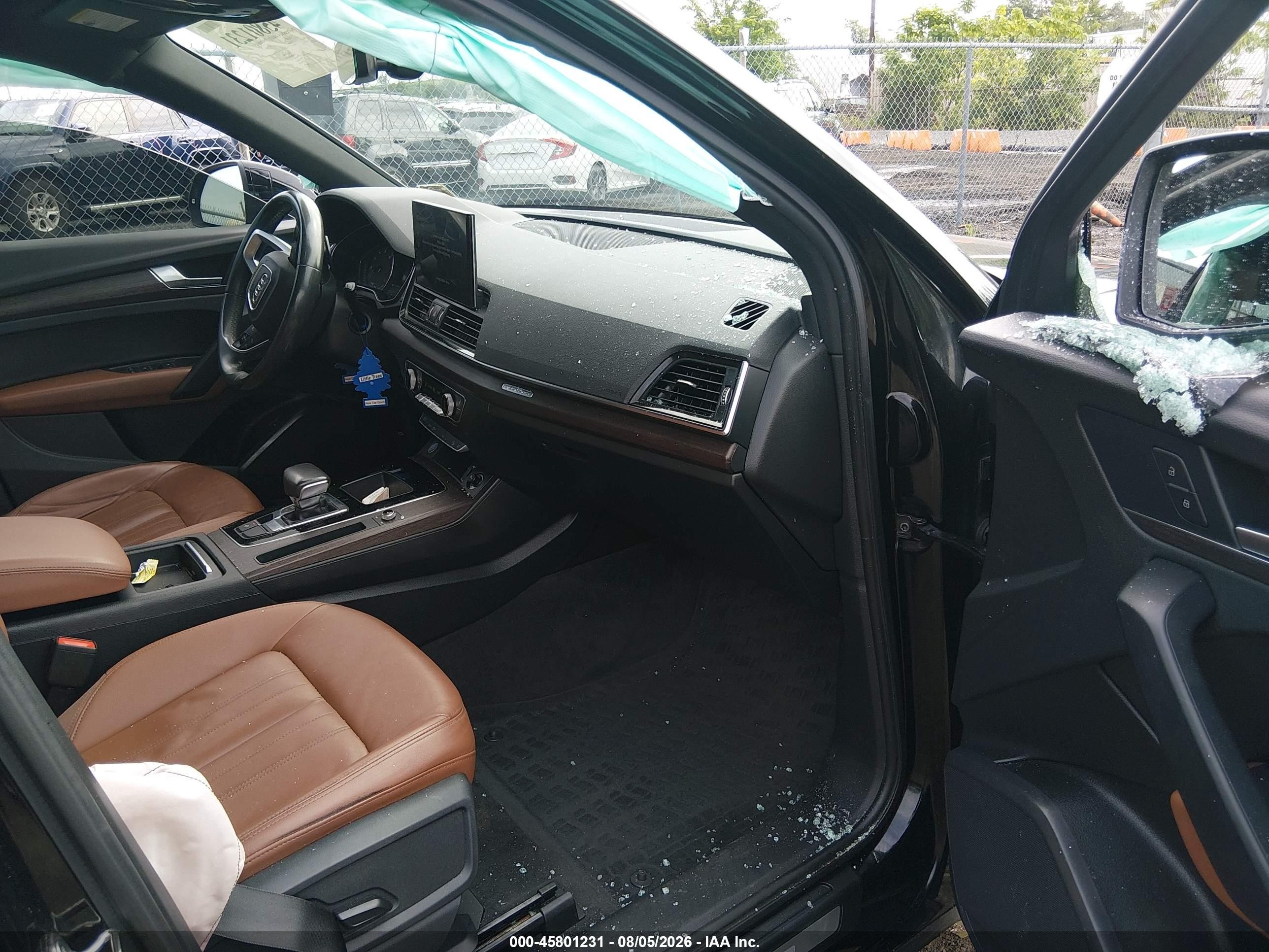 2021 Audi Q5 Premium 45 Tfsi Quattro S Tronic Черный vin: WA1AAAFY9M2091956