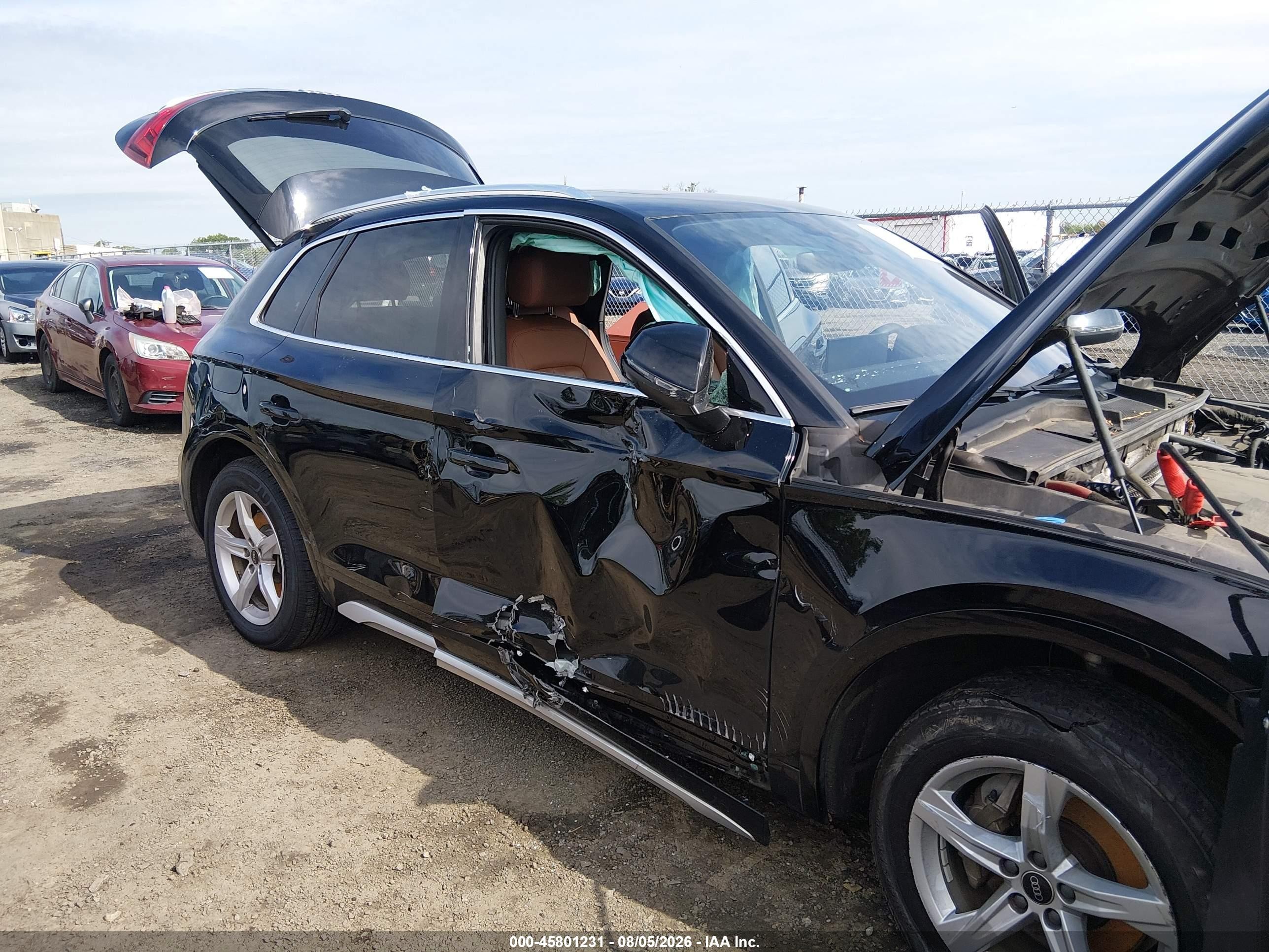 2021 Audi Q5 Premium 45 Tfsi Quattro S Tronic Черный vin: WA1AAAFY9M2091956