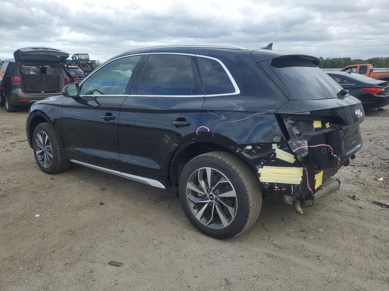 2021 Audi Q5 Premium Black vin: WA1AAAFY9M2140296