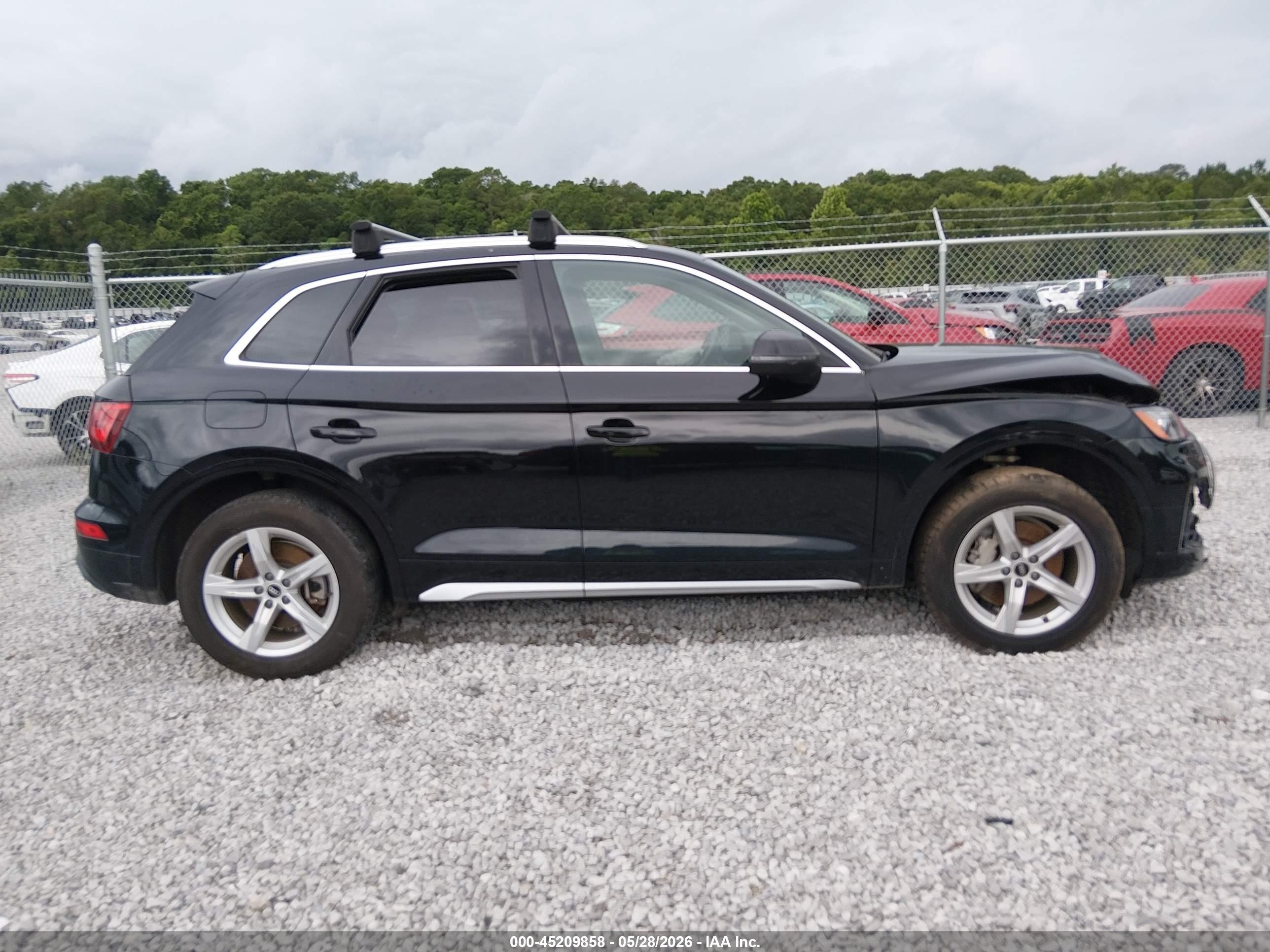 2021 Audi Q5 Premium 45 Tfsi Quattro S Tronic Black vin: WA1AAAFYXM2009023