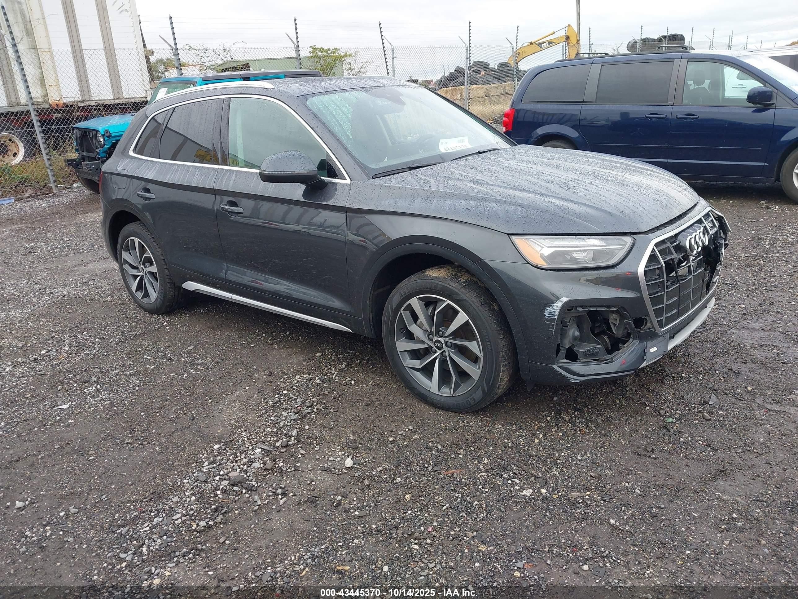 2021 Audi Q5 Premium 45 Tfsi Quattro S Tronic Gray vin: WA1AAAFYXM2024492