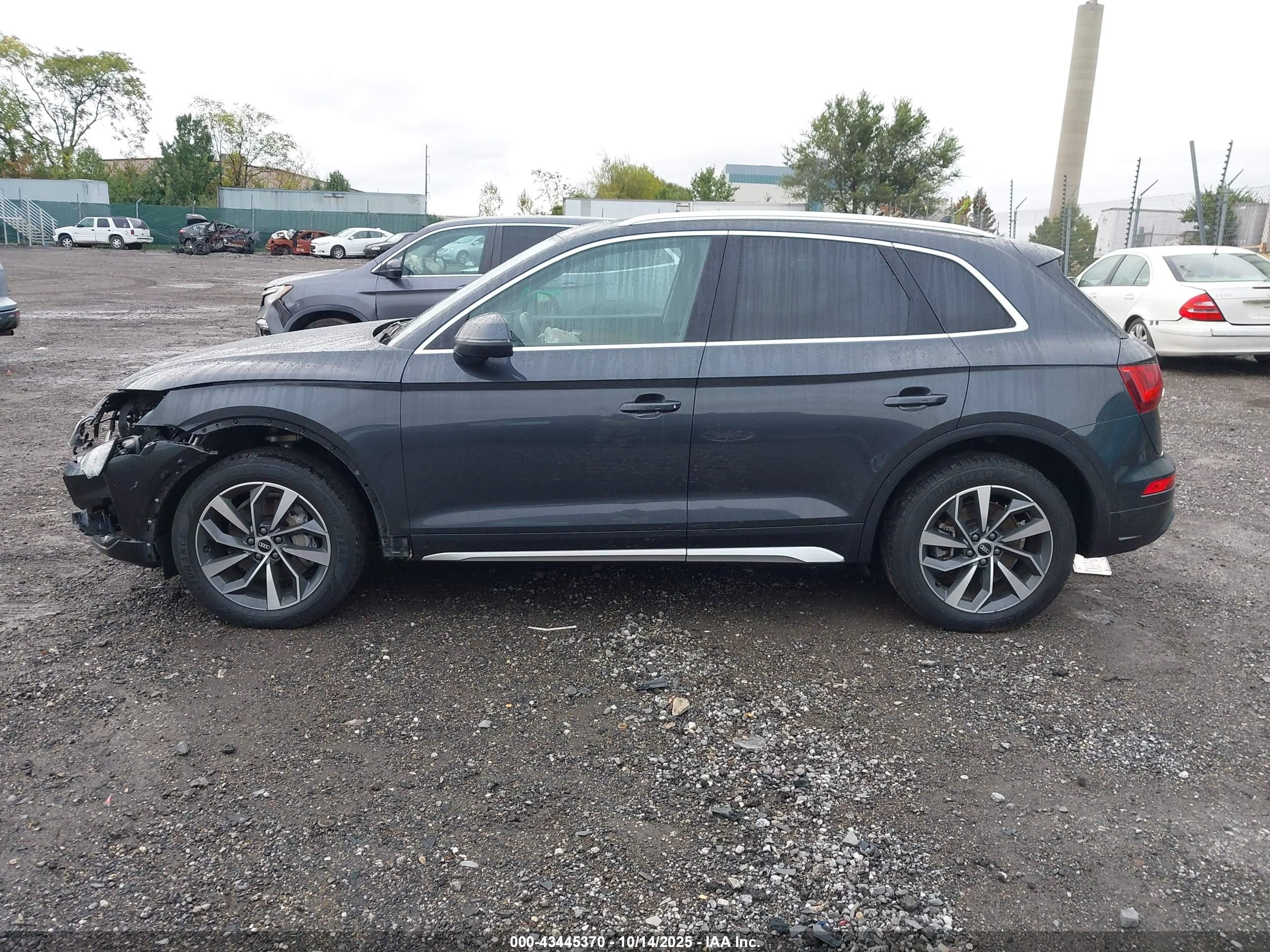 2021 Audi Q5 Premium 45 Tfsi Quattro S Tronic Gray vin: WA1AAAFYXM2024492
