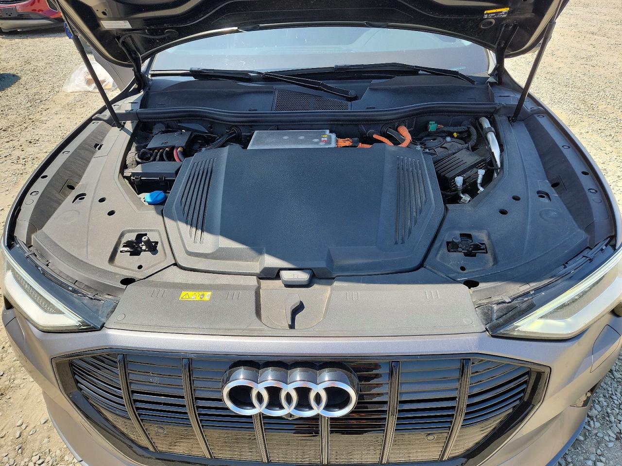 2021 Audi E-tron Premium Gray vin: WA1AAAGE6MB024641