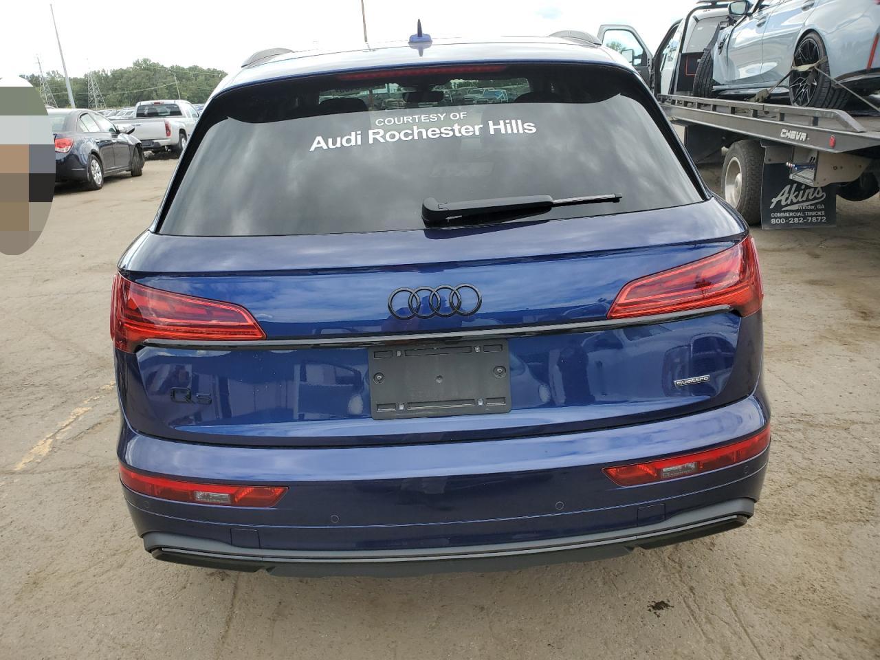 2025 Audi Q5 Premium 40 Blue vin: WA1ABAFY2S2046870