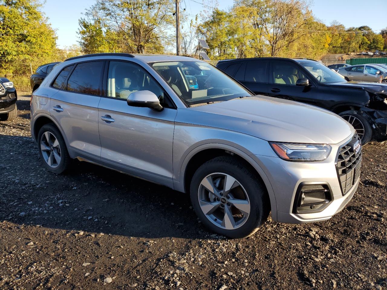 2025 Audi Q5 Premium 40 Silver vin: WA1ABAFY4S2026345