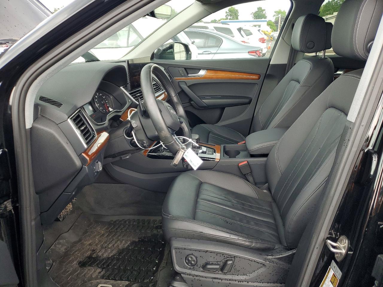 2023 Audi Q5 Premium 40 Черный vin: WA1ABAFY7P2117908