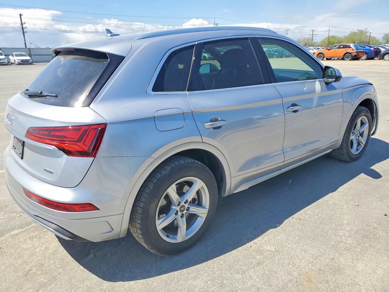 2022 Audi Q5 Premium 40 Silver vin: WA1ABAFY8N2112262