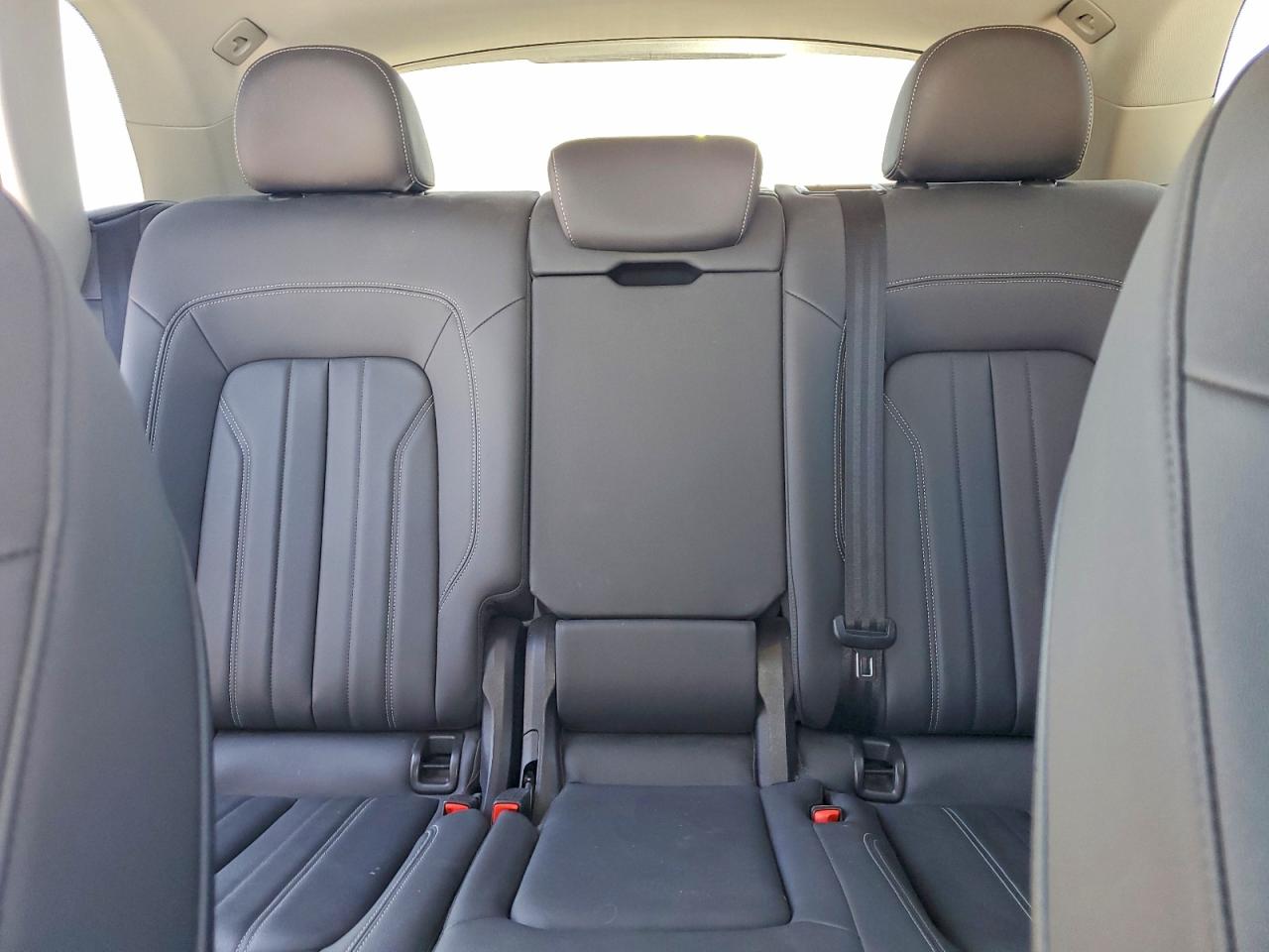 2022 Audi Q5 Premium 40 Silver vin: WA1ABAFY8N2112262
