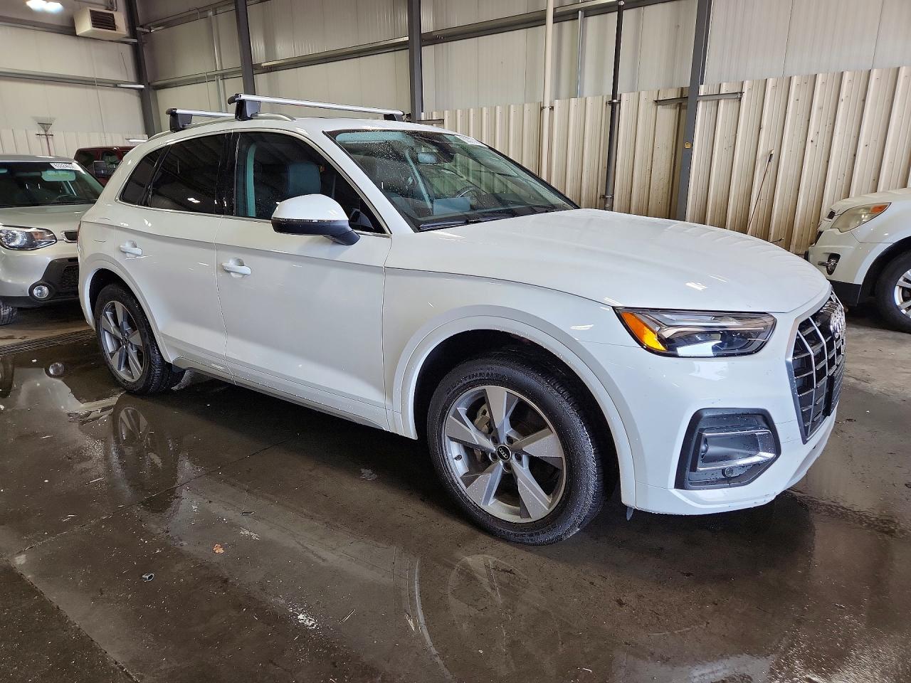 2023 Audi Q5 Premium 40 White vin: WA1ABAFY9P2013842