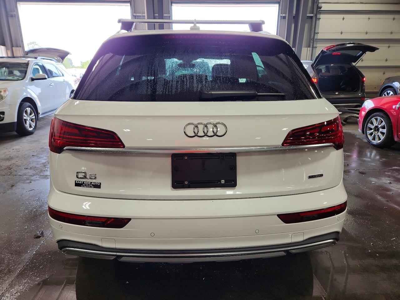 2023 Audi Q5 Premium 40 White vin: WA1ABAFY9P2013842