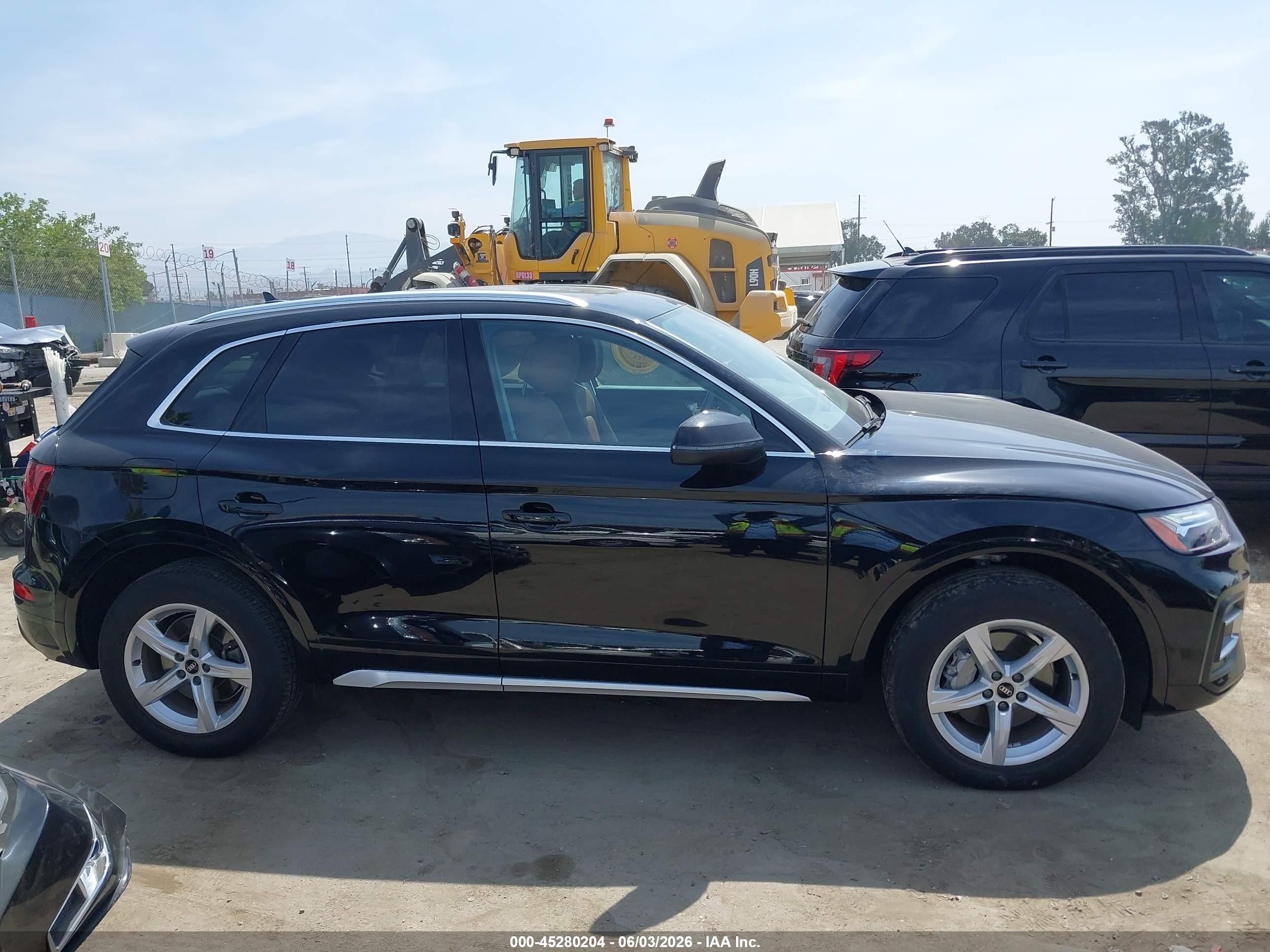 2022 Audi Q5 Premium 40 Tfsi Quattro S Tronic Brown vin: WA1ABAFYXN2110061