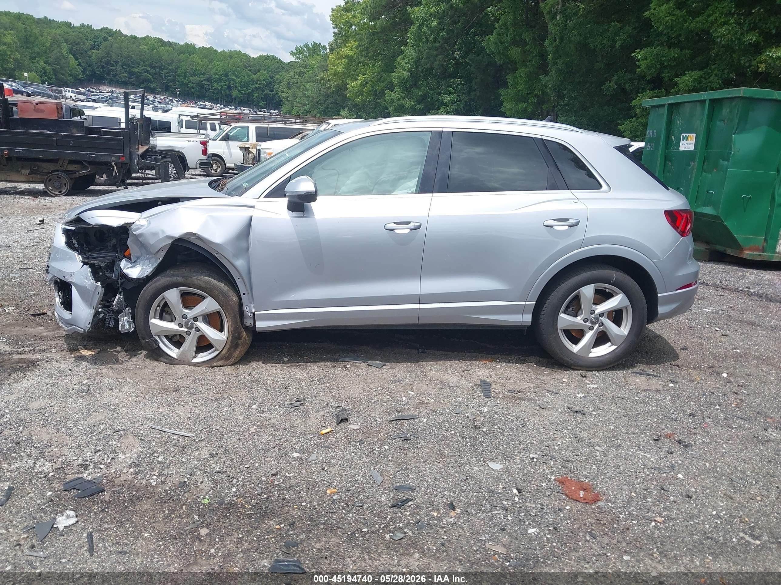 2020 Audi Q3 Premium 45 Tfsi Quattro Tiptronic Silver vin: WA1AECF31L1102621