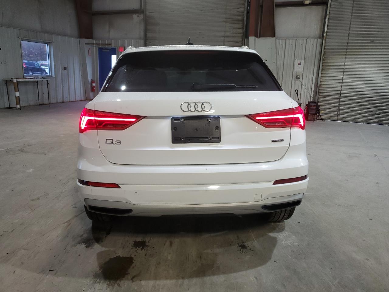 2020 Audi Q3 Premium White vin: WA1AECF32L1036595