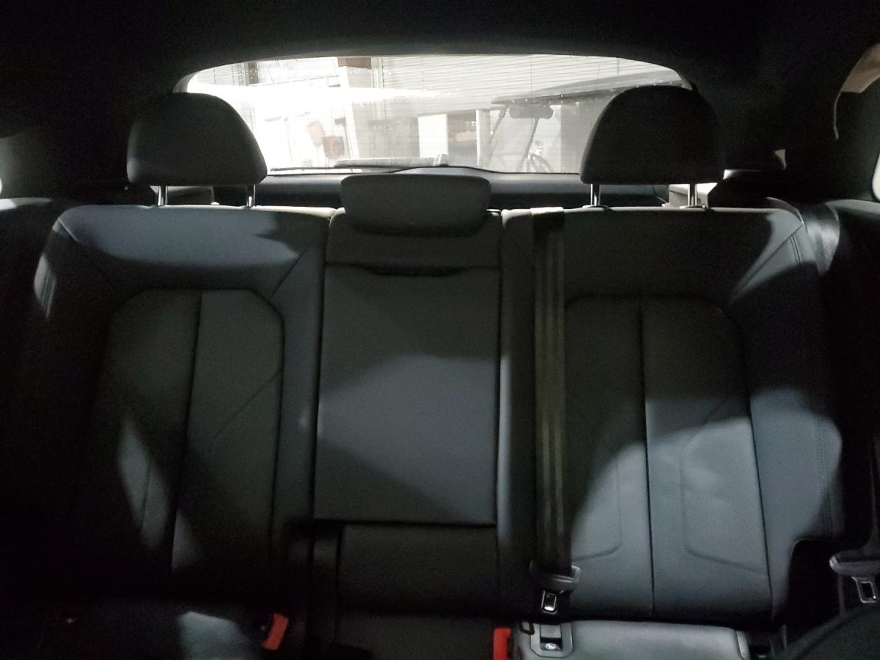 2020 Audi Q3 Premium White vin: WA1AECF32L1036595