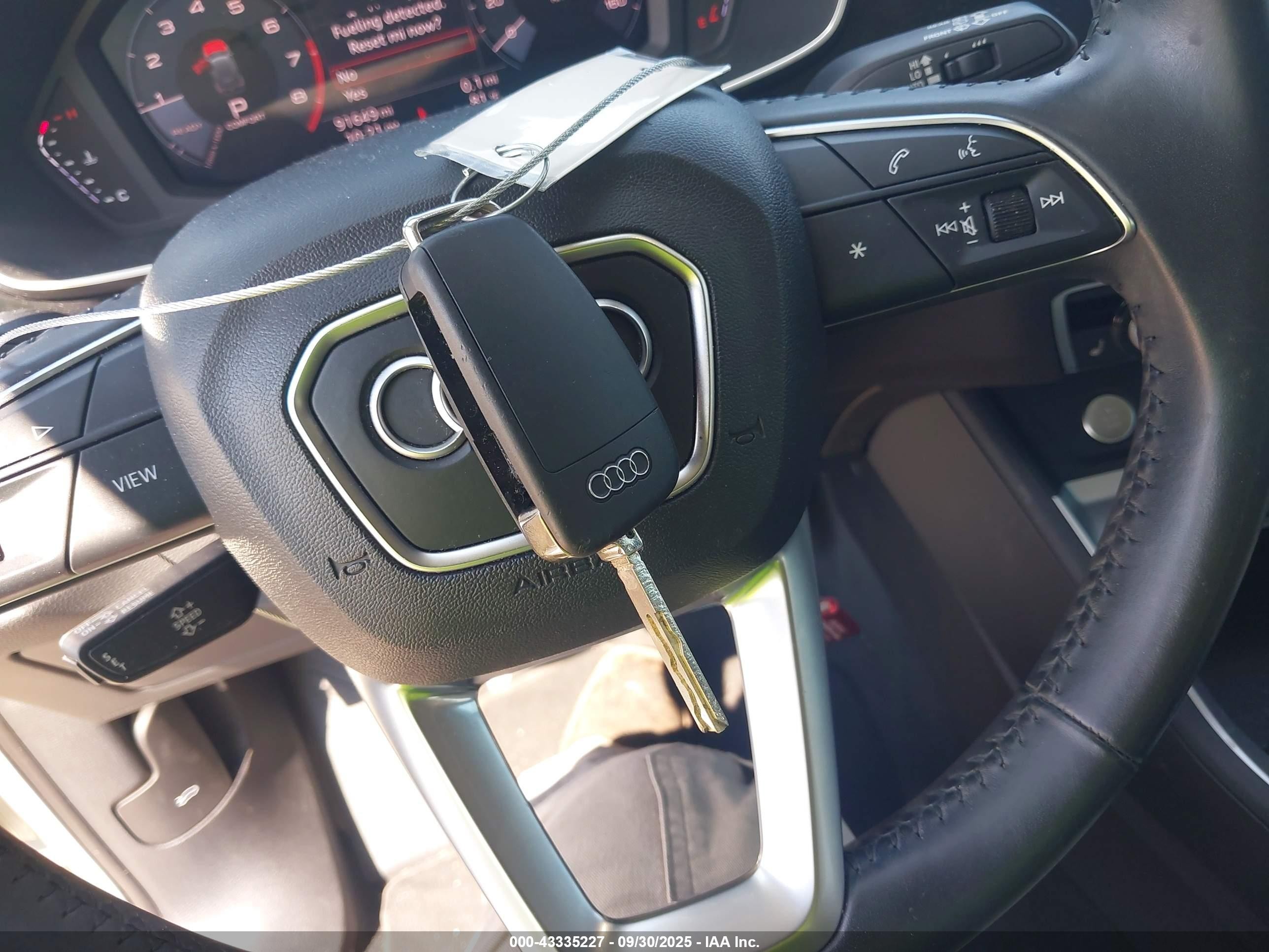 2019 Audi Q3 2.0t Premium White vin: WA1AECF39K1087851