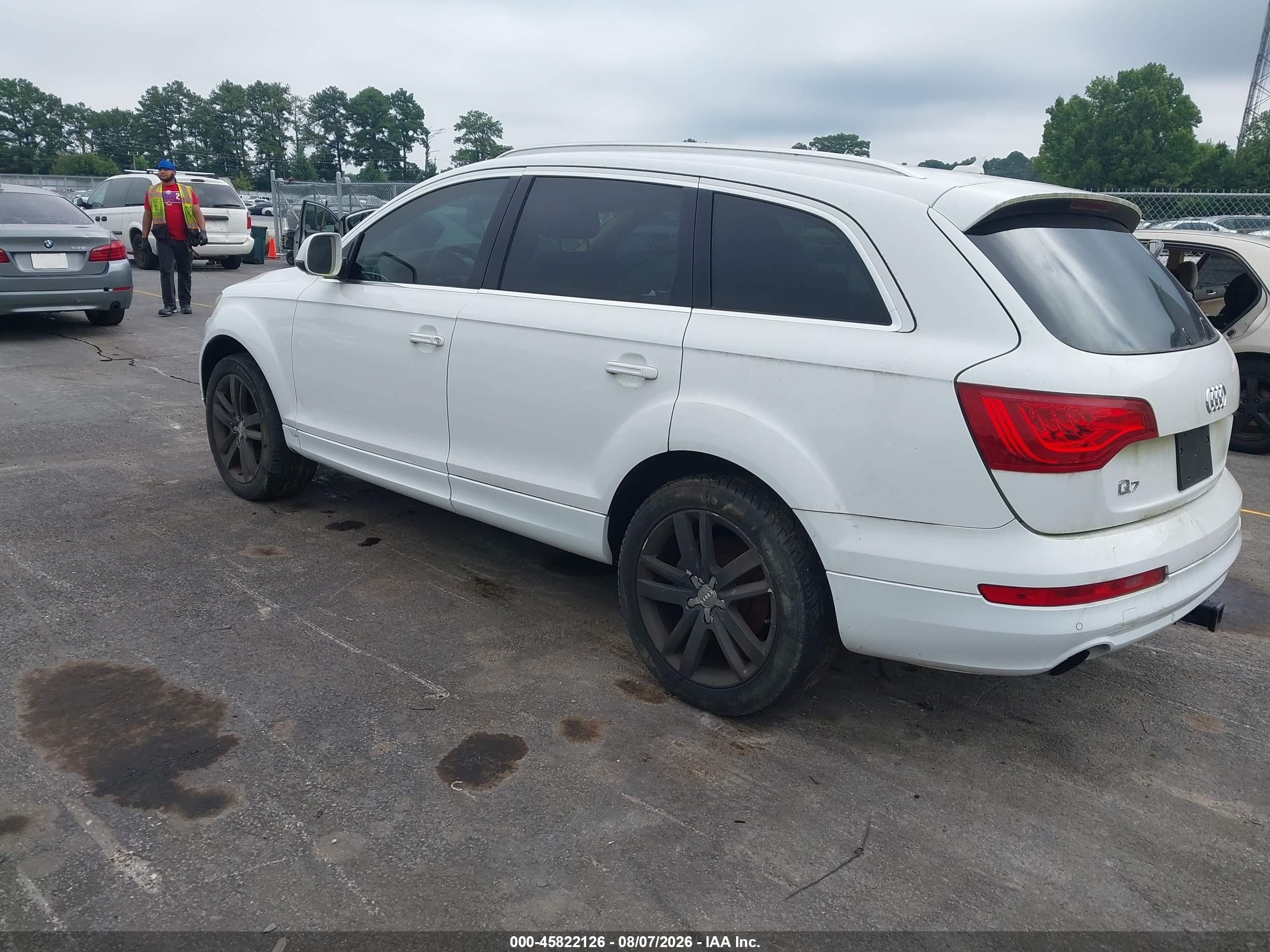 2012 Audi Q7 3.0t Premium White vin: WA1AGBFE8CD000317