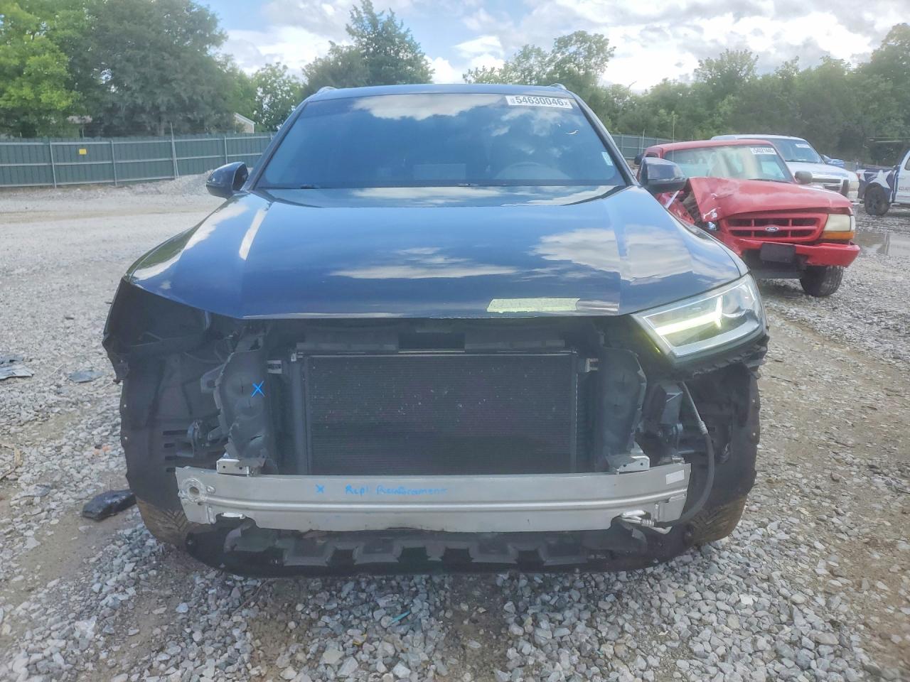2017 Audi Q7 Premium Black vin: WA1AHAF74HD042922