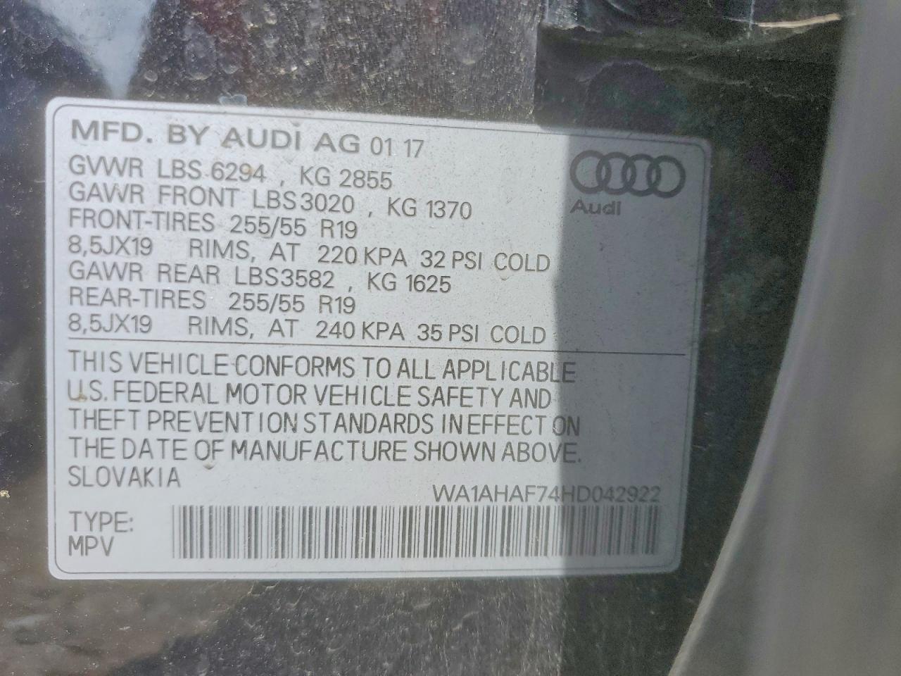 2017 Audi Q7 Premium Black vin: WA1AHAF74HD042922