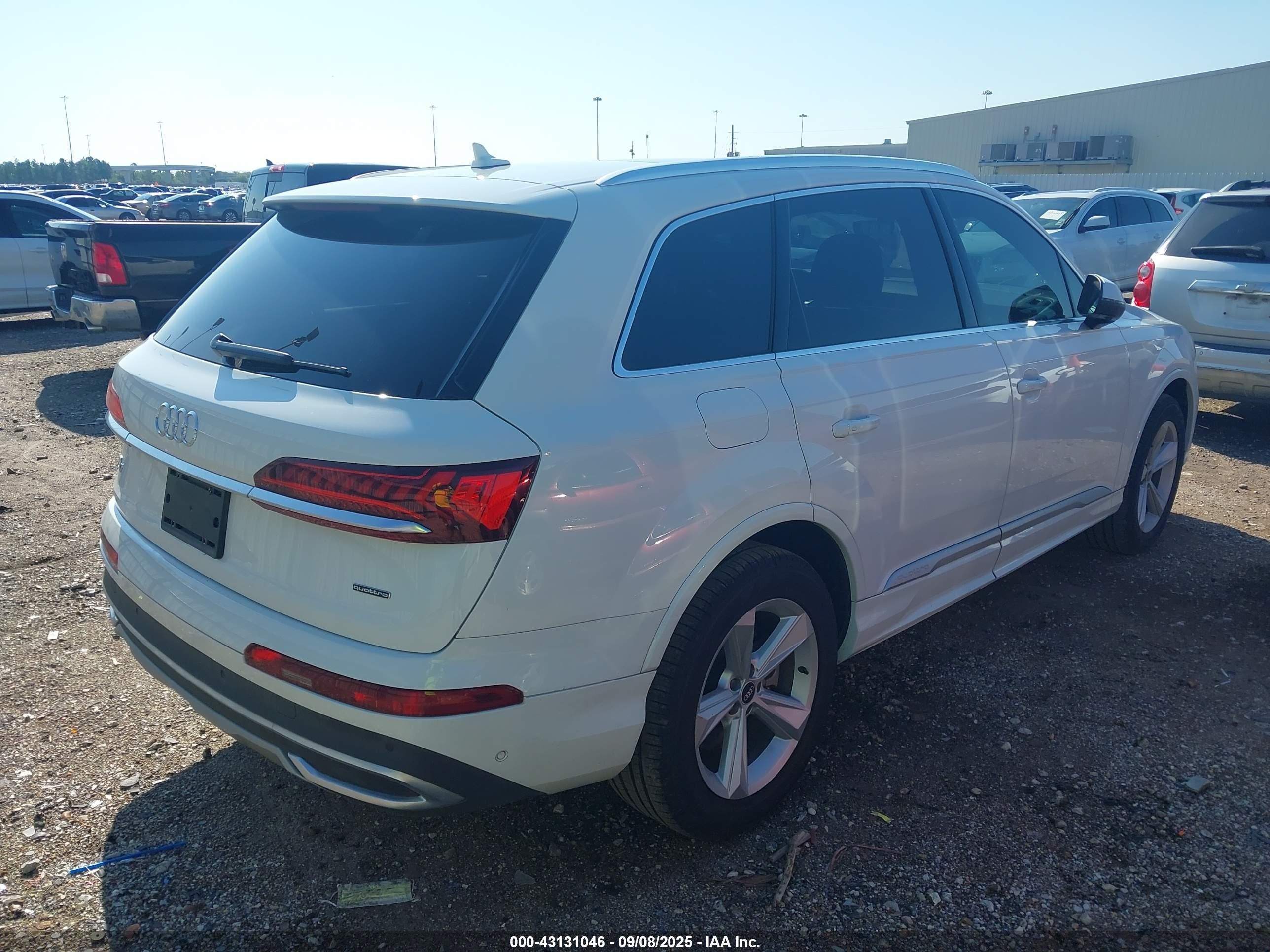 2021 Audi Q7 Premium 45 Tfsi Quattro Tiptronic Белый vin: WA1AJAF70MD016395