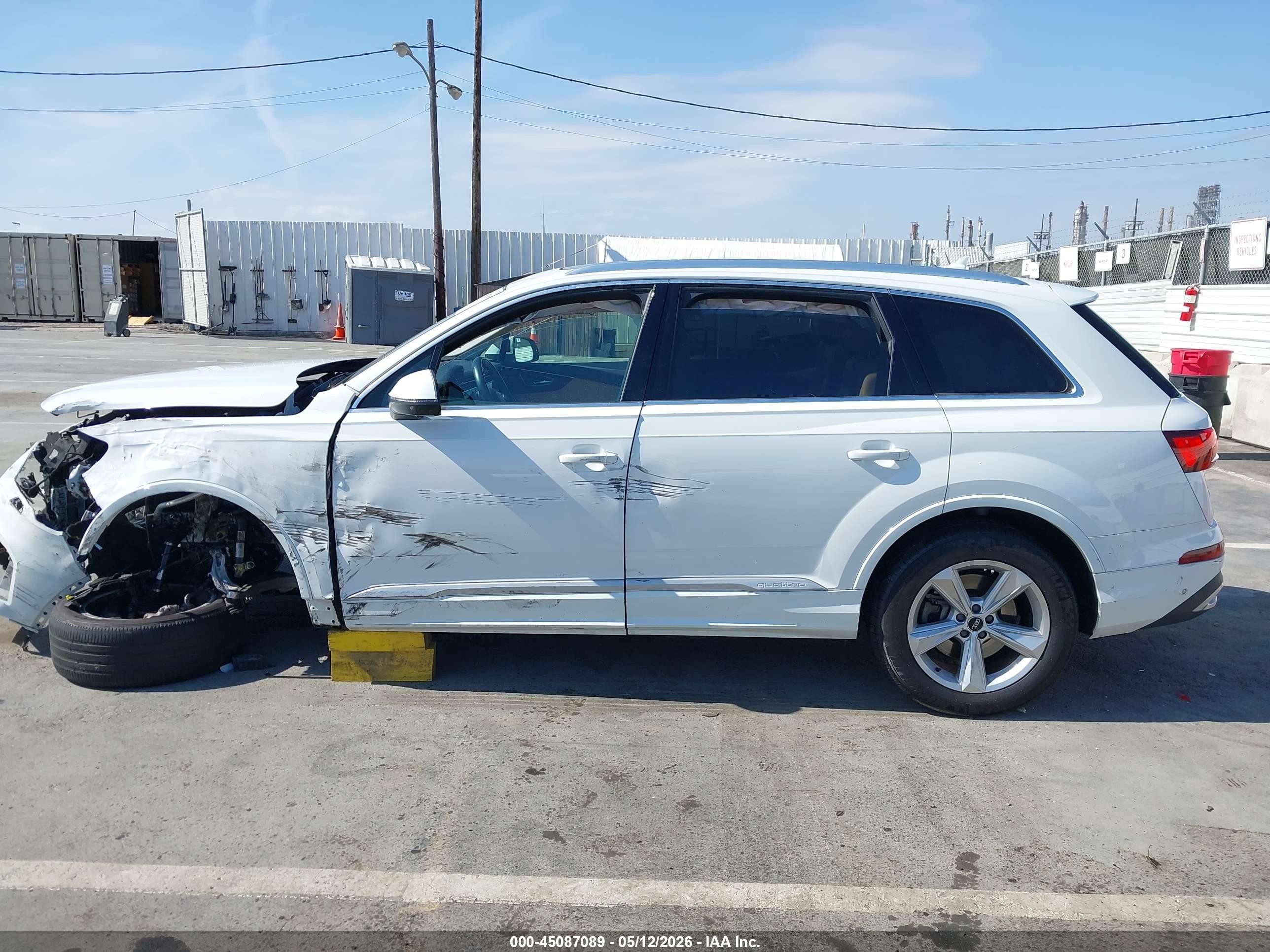 2021 Audi Q7 Premium 45 Tfsi Quattro Tiptronic White vin: WA1AJAF77MD017494