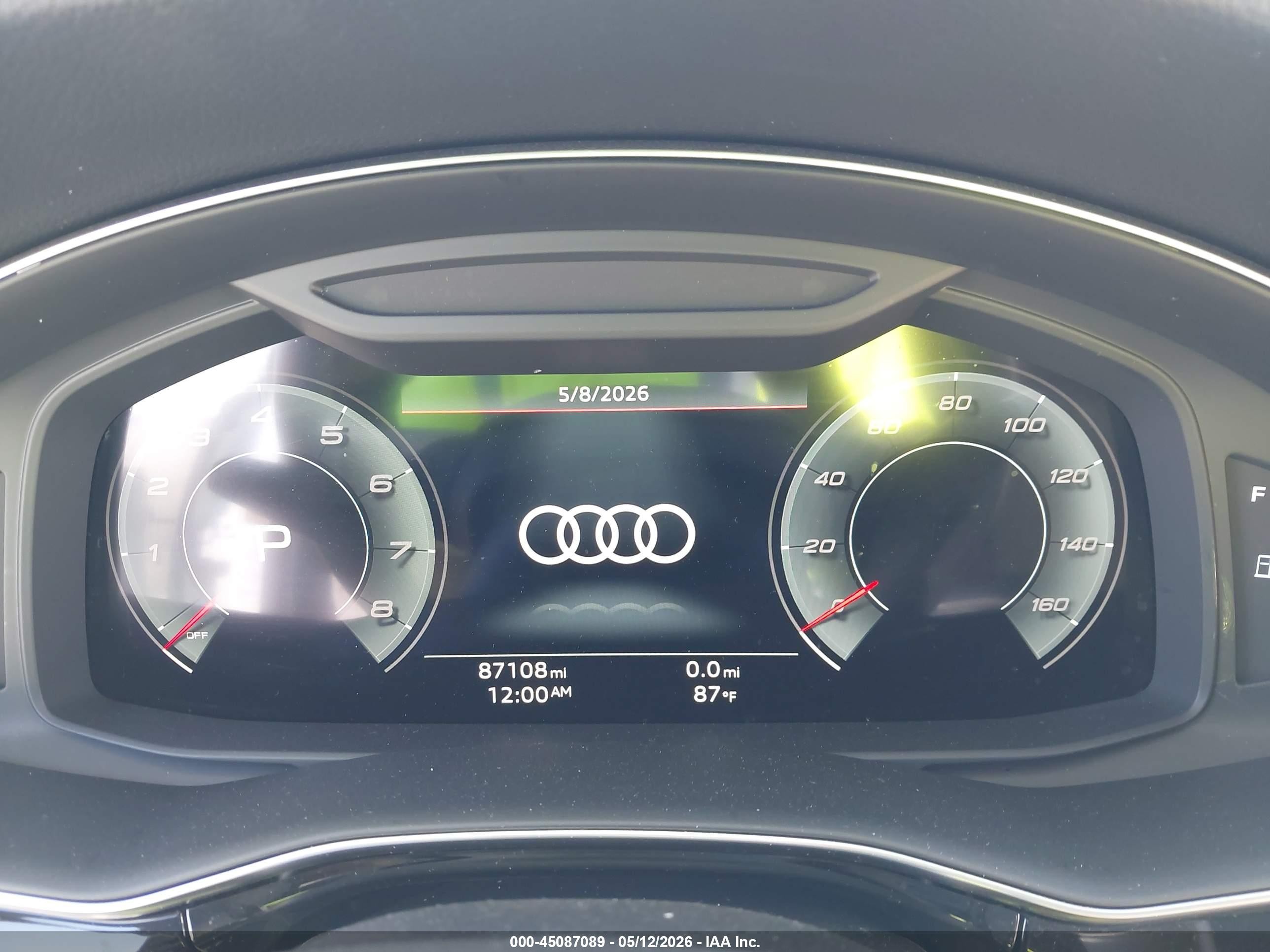 2021 Audi Q7 Premium 45 Tfsi Quattro Tiptronic White vin: WA1AJAF77MD017494