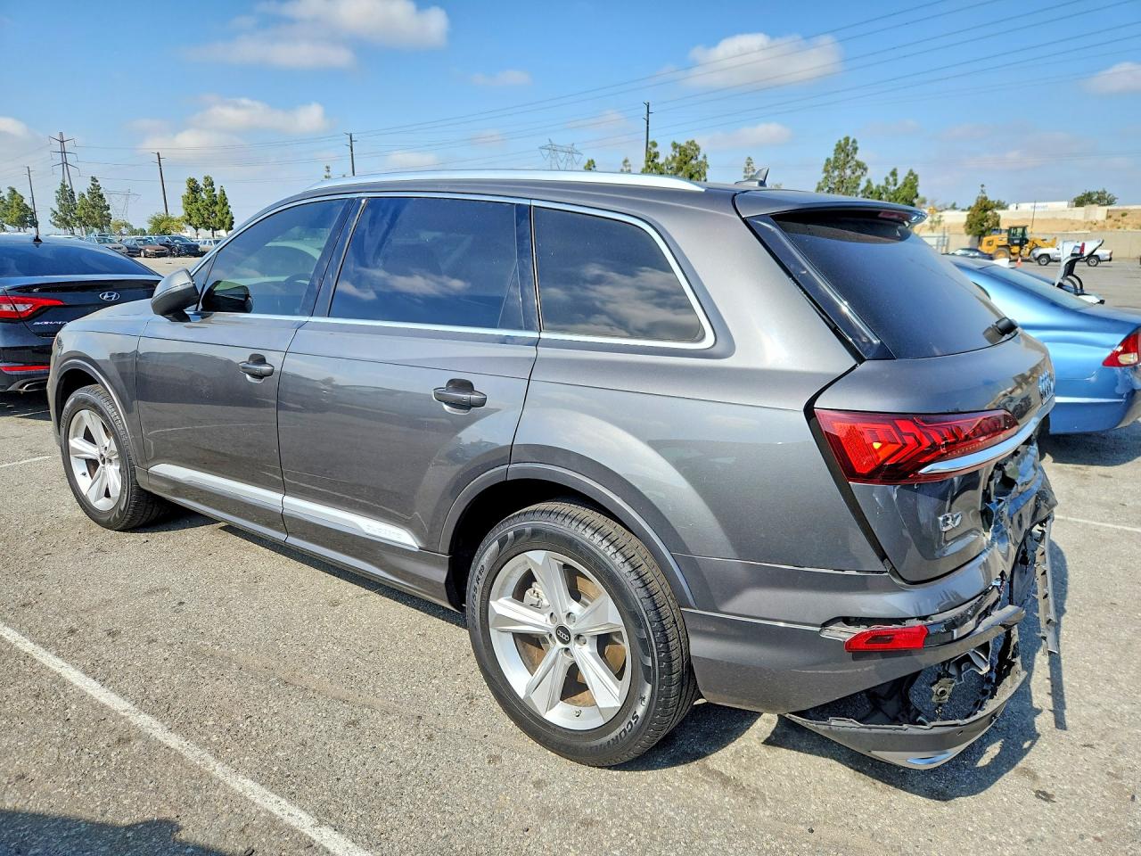 2022 Audi Q7 Premium Charcoal vin: WA1AJBF72ND020004