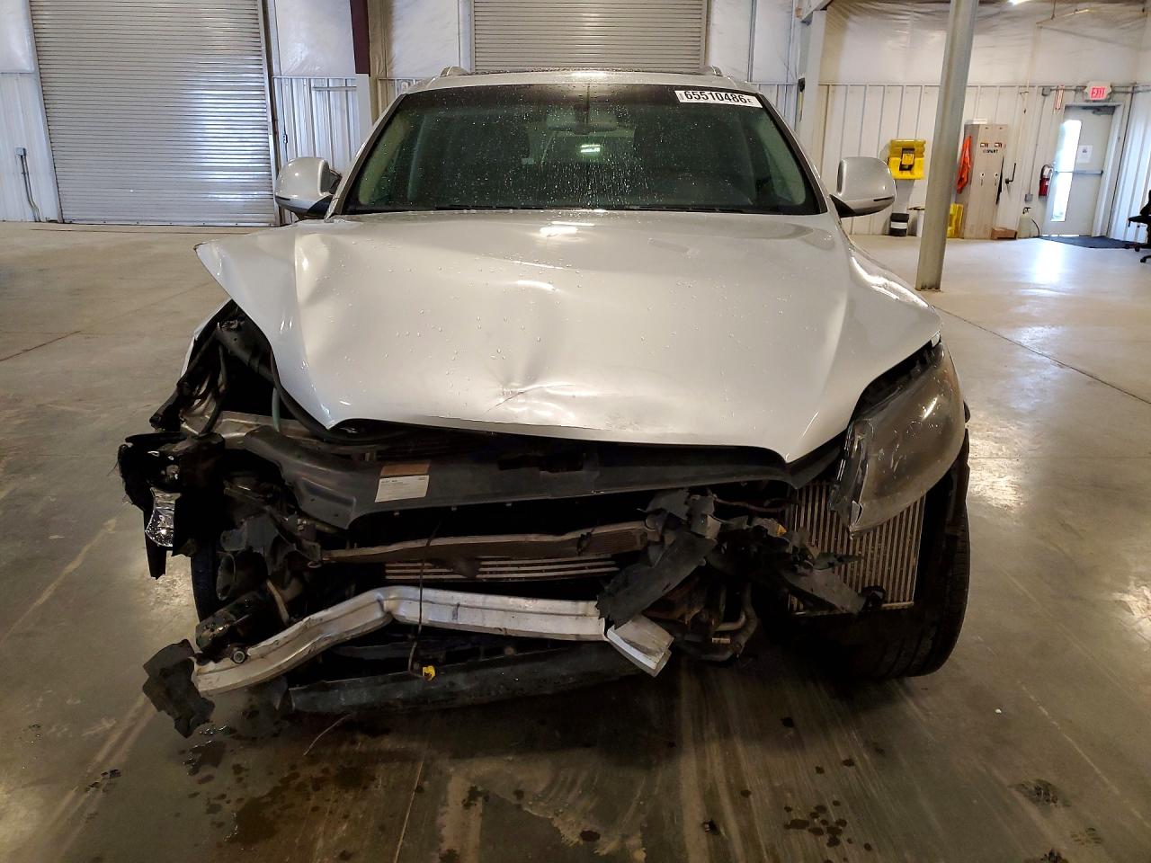 2009 Audi Q7 Tdi Silver vin: WA1AM74LX9D037000